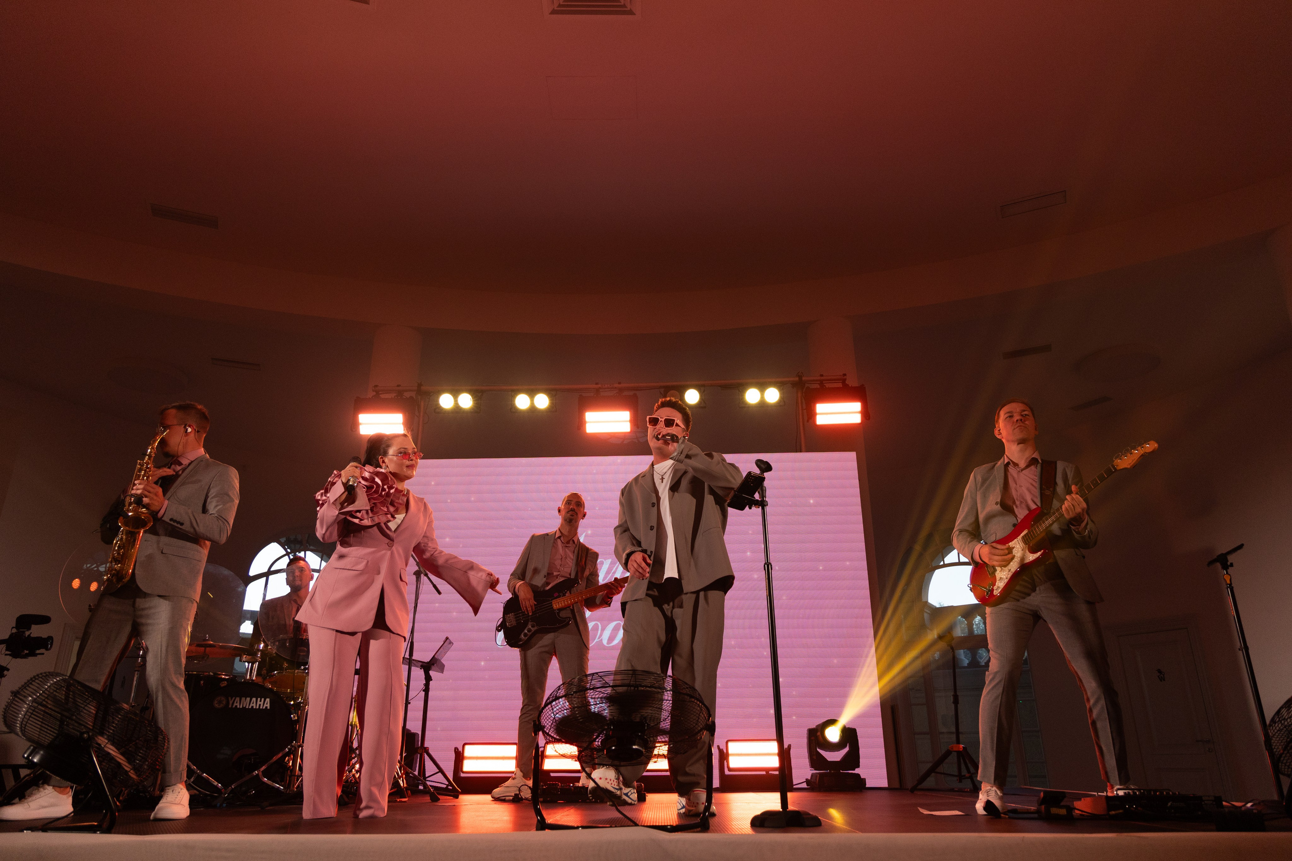 Герберы & звездные гости. Фотограф в Москве Анастасия Курлович