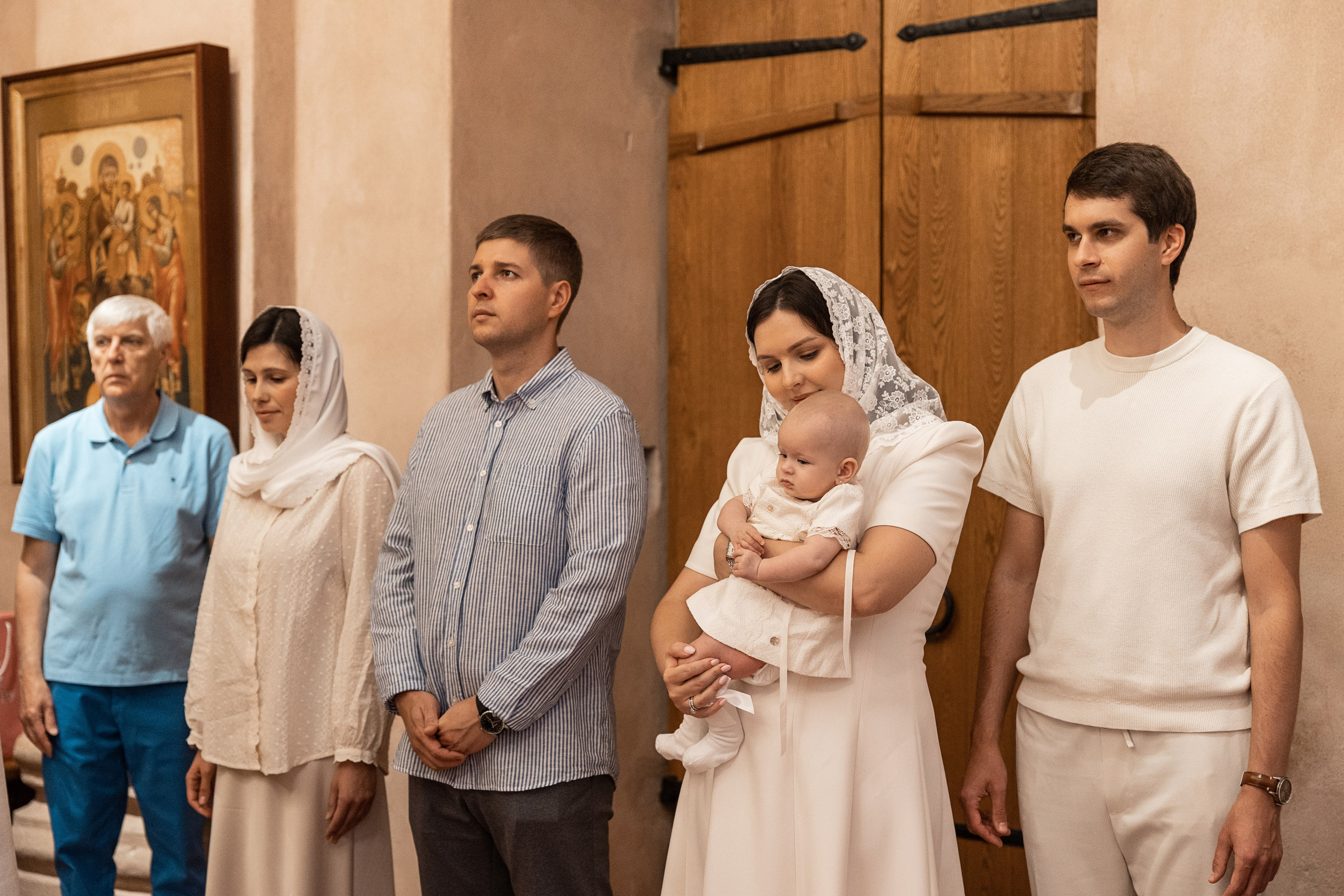 Крещение Агаты. Фотограф Крещение, Выписка москва