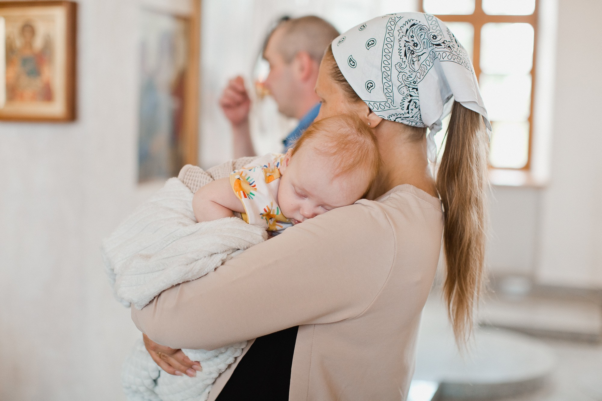 КРЕЩЕНИЕ ДЕНИСА. Семейный фотограф новорождённых в Серпухове Юлия Новикова +79637785957