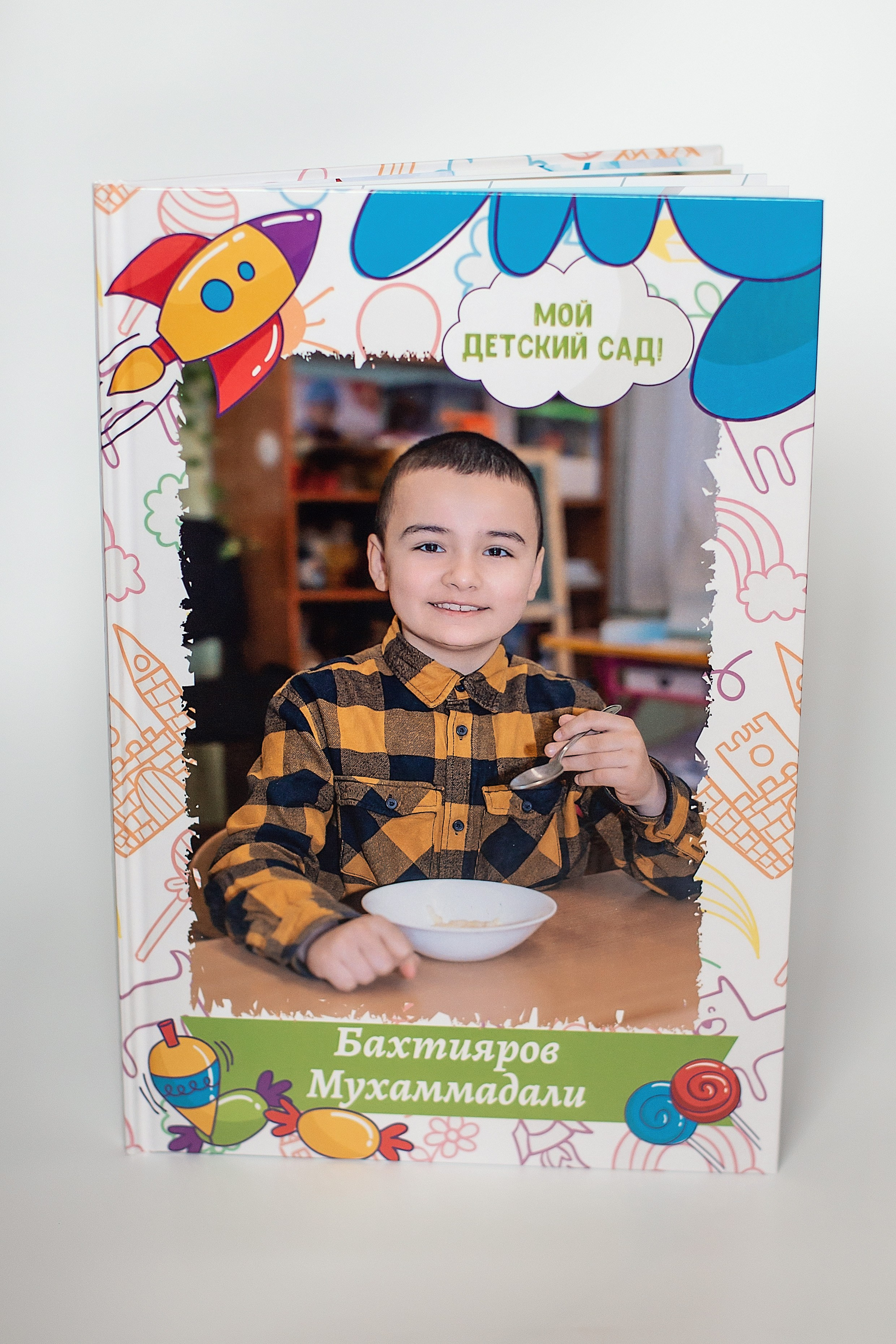 Выпускной фотоальбом 2025. Семейный фотограф в Санкт-Петербурге