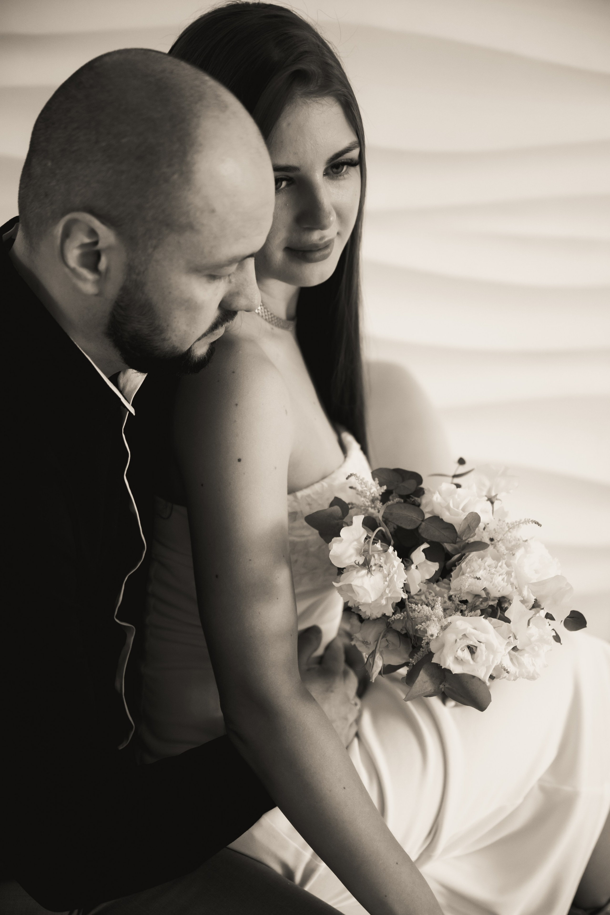 Камерная свадьба в ЗАГСе Текстильщики и в студии. Фотограф Ксения Огородова портфолио