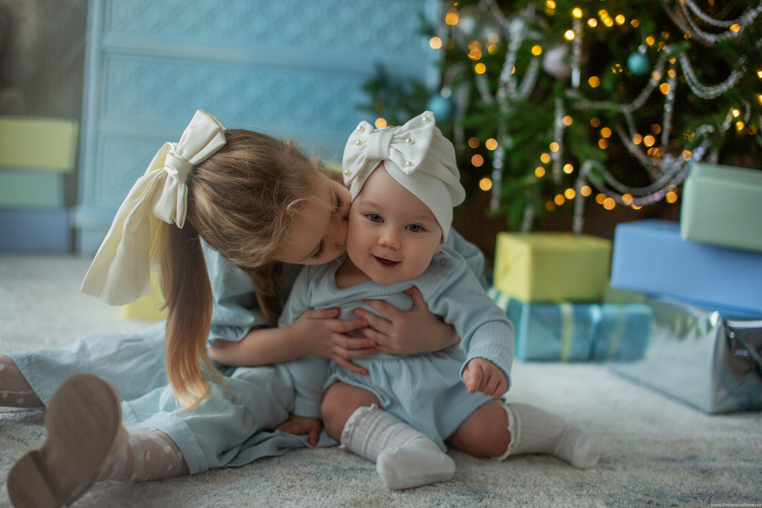 Новогодняя история: Ариана и Амелия. Семейный и детский фотограф в Петрозаводске