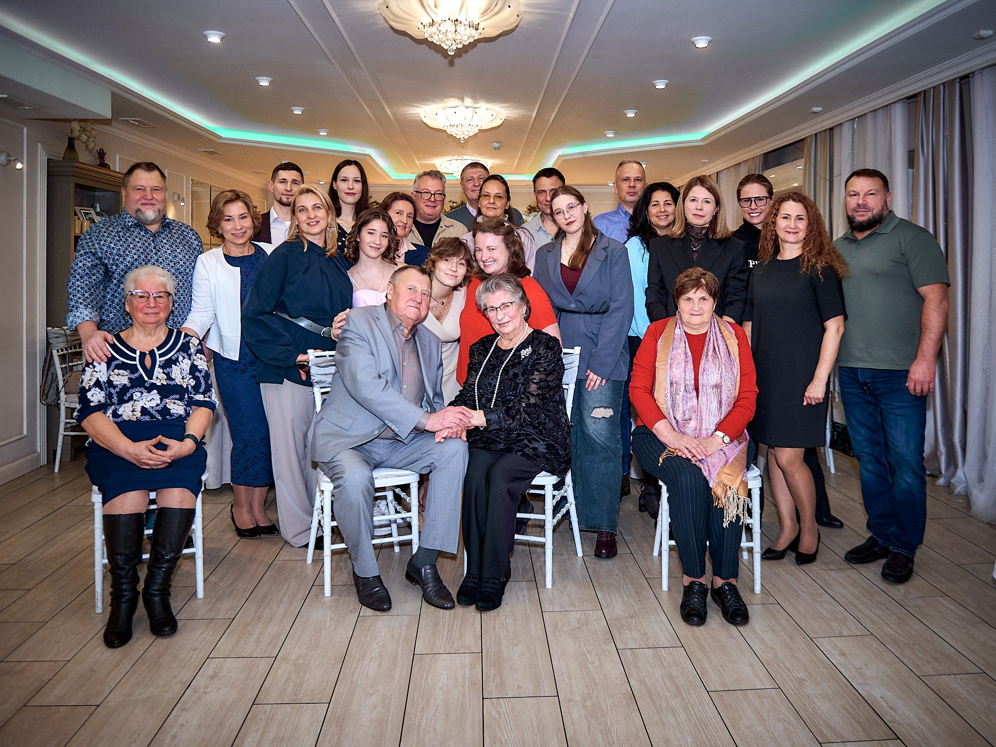 55 лет 💕. Свадебный фотограф, видеограф, рилсмейкер в Санкт-Петербурге и Москве