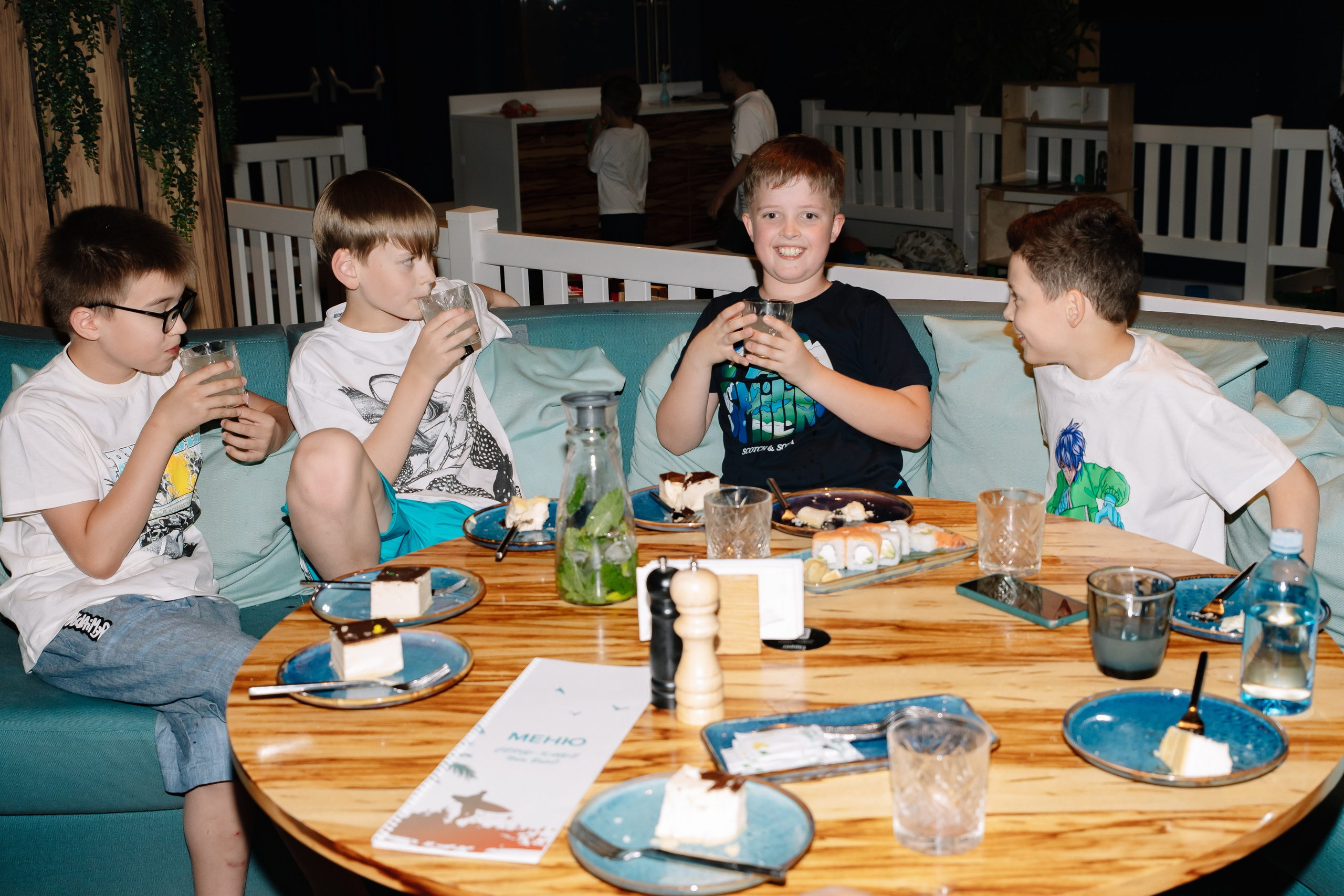 День Рождения в Nalu Baloo. Фотограф в Москве Яна Полосина