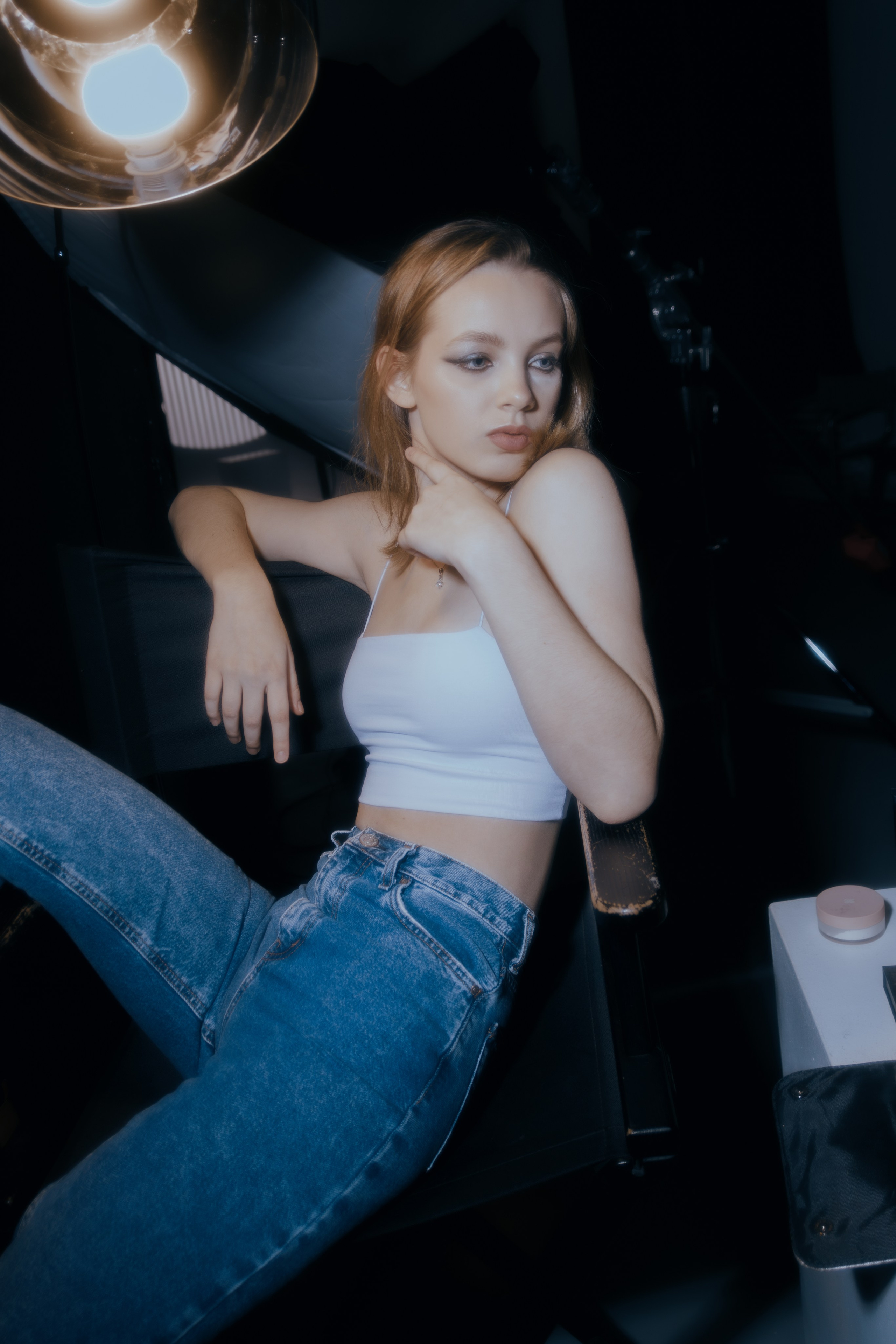 Фотосессия в стиле папарацци в Ростове-на-Дону, фотография женского модного портрета для журнала, фэшн фотограф Ростов-на-Дону.