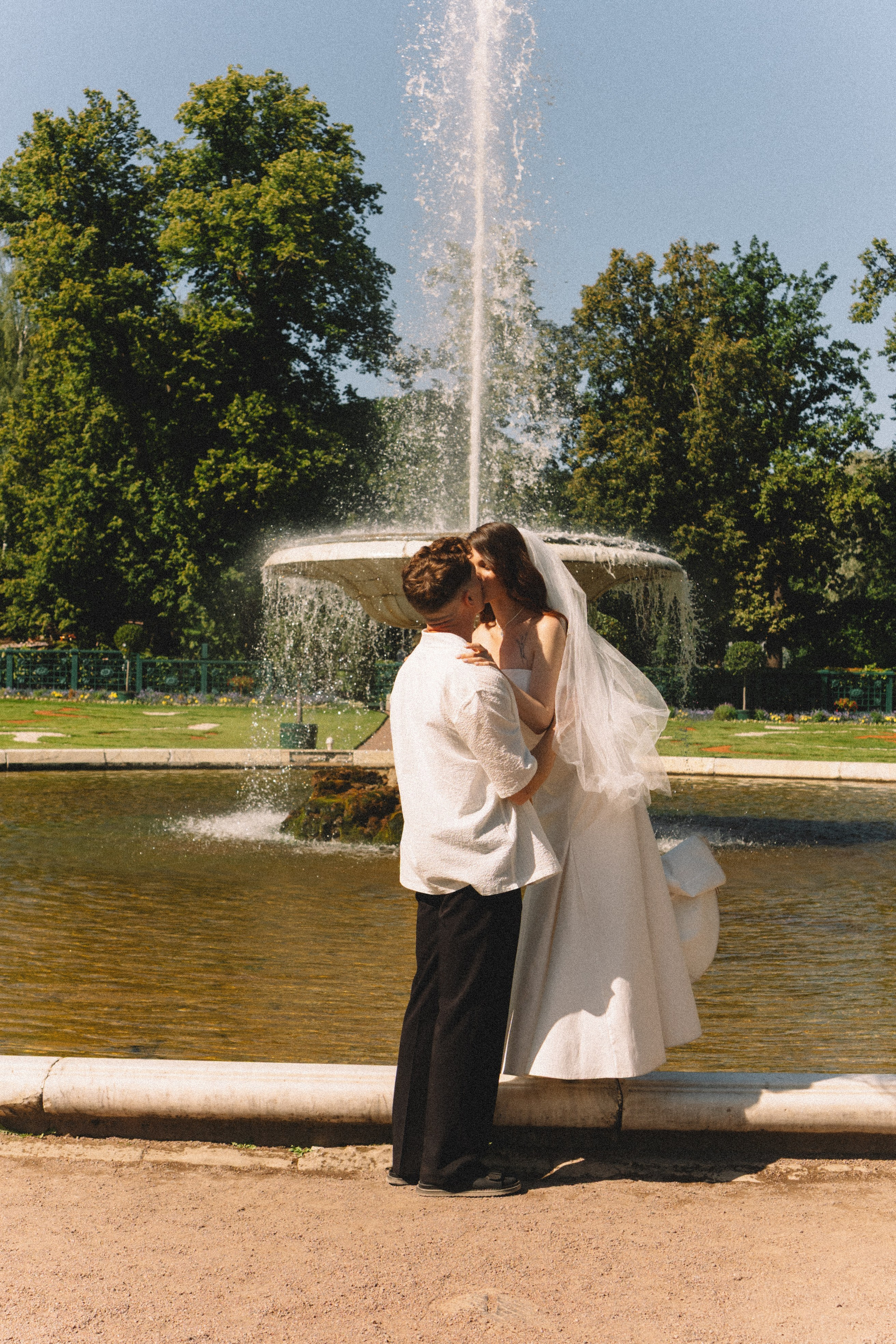 СВАДЕБНАЯ СЬЕМКА В ПЕТЕРГОФЕ И СЬЕМКА РЕПОРТАЖА В ЗАГСЕ ПЕТЕРГОФА. Профессиональный фотограф, Санкт-Петербург — Виктория Богомолова