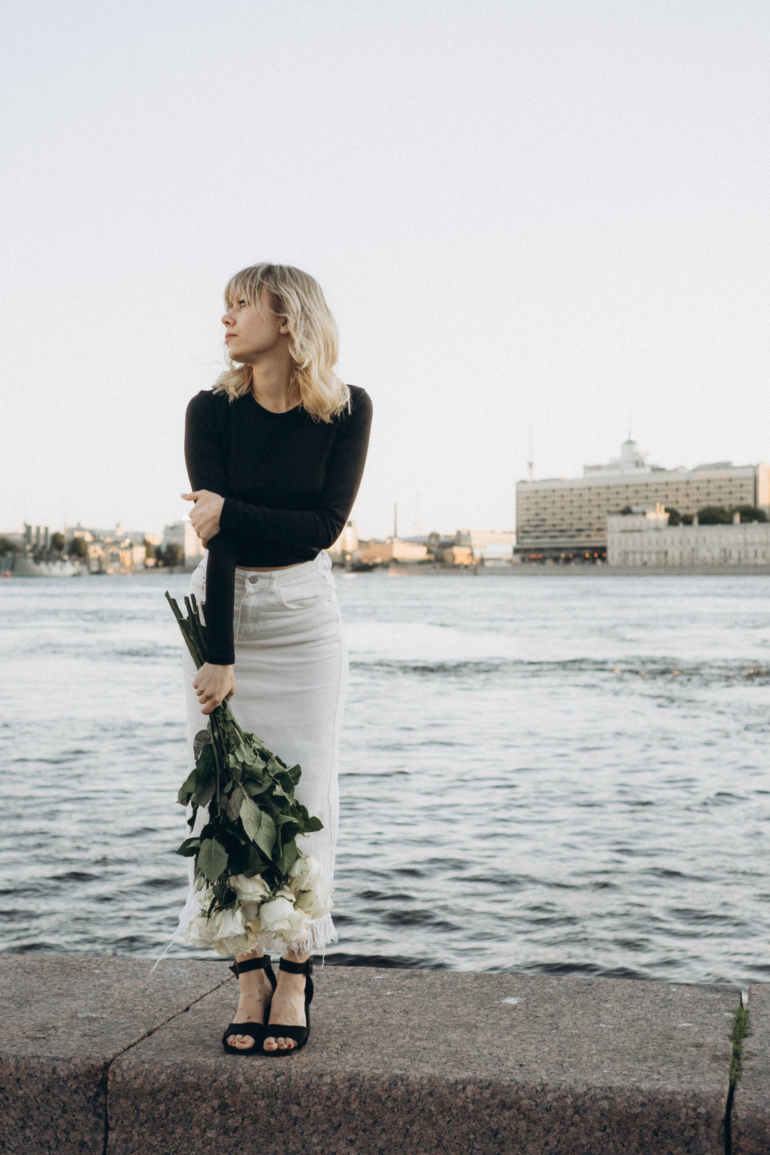 ПРОГУЛКА ПО ГОРОДУ В БЕЛЫЕ НОЧИ (другой вариант). Профессиональный фотограф, Санкт-Петербург — Виктория Богомолова