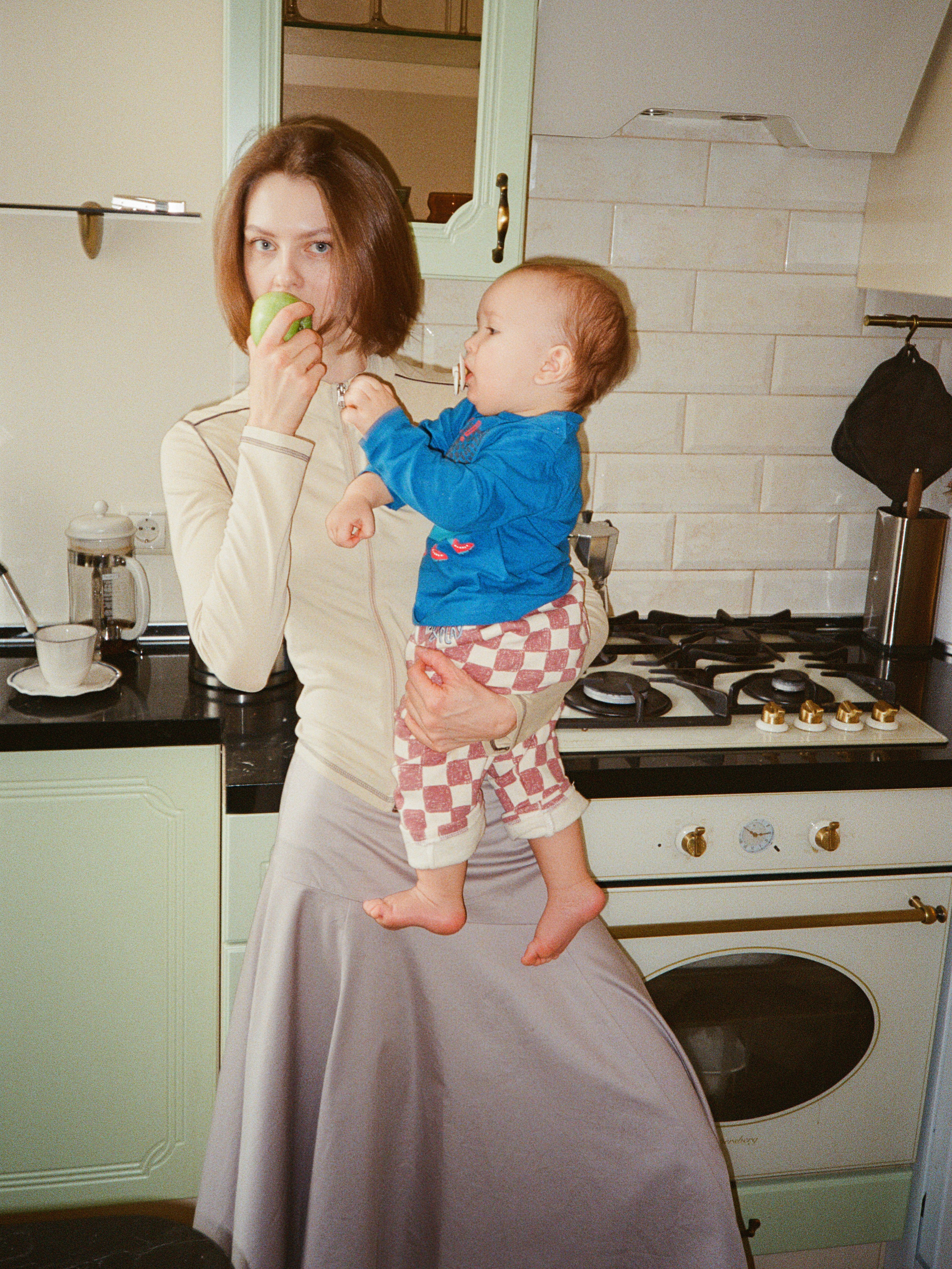 Film home session. Ksenia Gintsak Photography