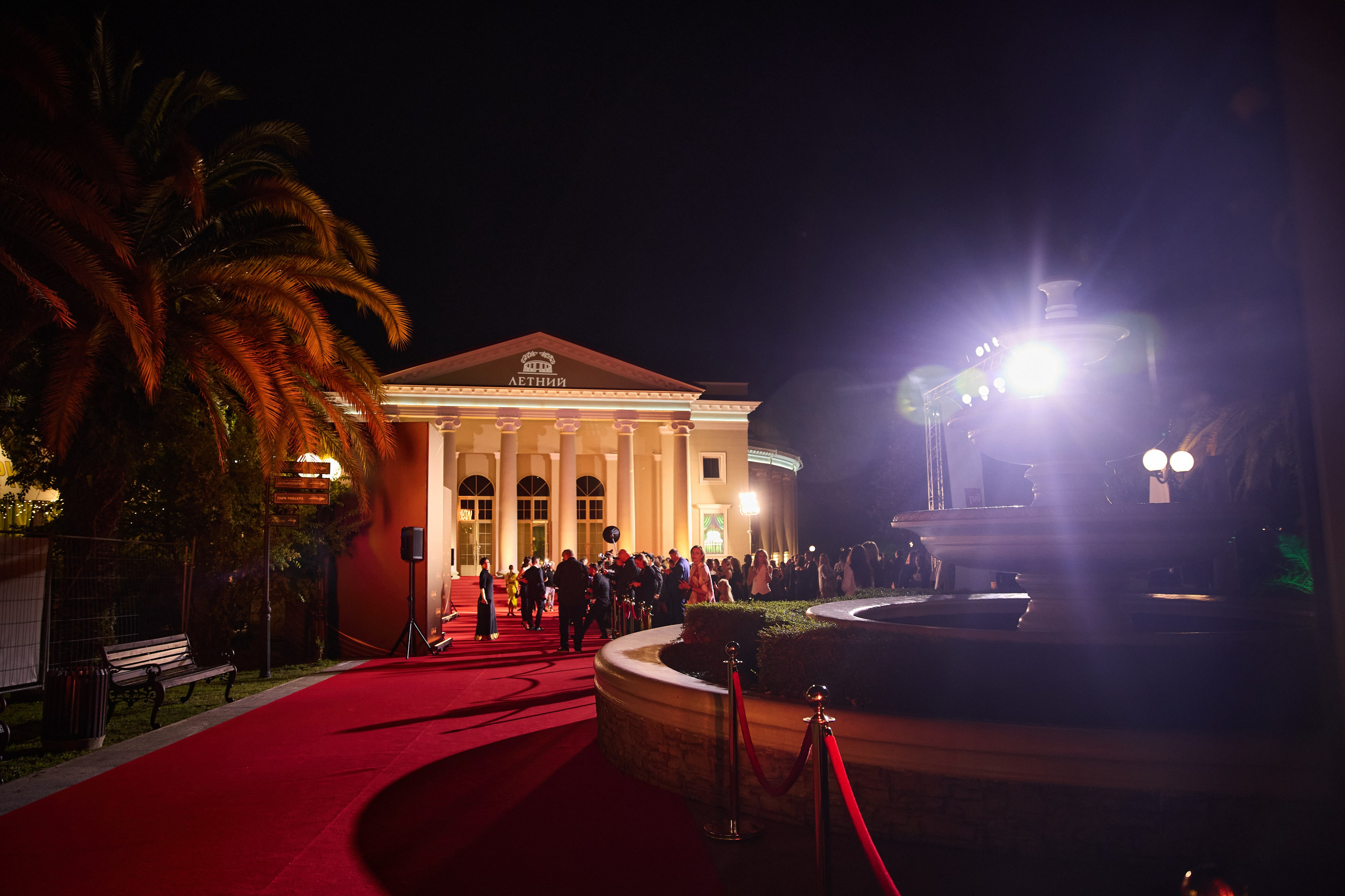 Фотосъемка репортажа кинофестиваля. Профессиональный фотограф в Сочи Виктория Джой. Обучение