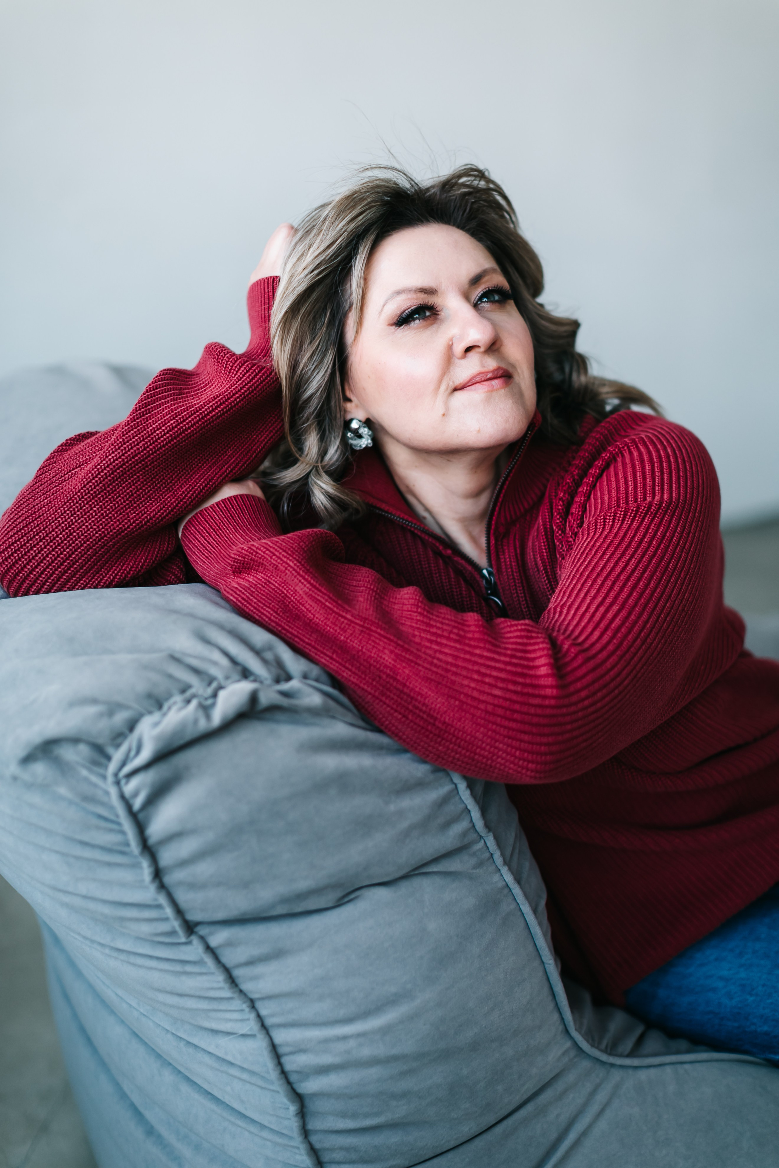 алёна малахова фотограф новосибирск семейный детский домашняя фотосессия в новосибирске день рождения репортажная съёмка фотосессия с лошадьми на конюшне деревня алтай  на природе фотосессия в детском саду мама и сын предложение руки и сердца идея  помолвка фотосессия берег закат детский день рождения годик торт аниматор лофт игровая продолжение следует prodoljenie_sleduet_  корпоратив тимбилдинг первоклашка линейка  контент  бизнес портрет оперный новат франция берет весна девушка