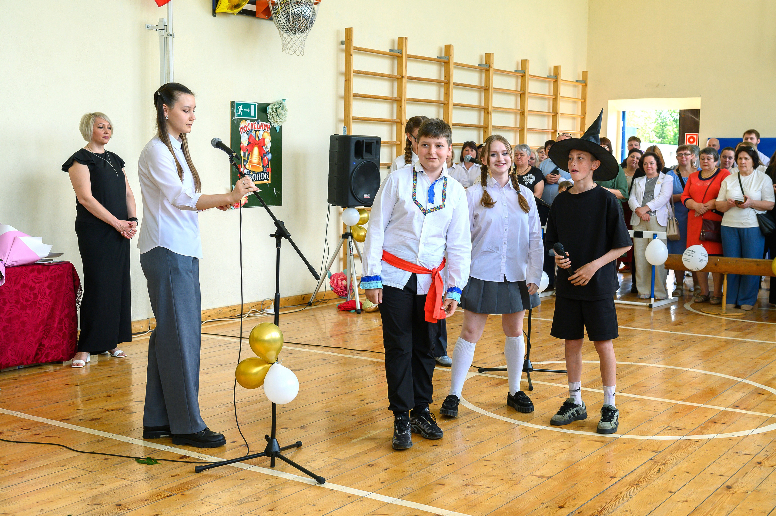 Последний звонок 2025. Фотограф Галина Лисанова, г. Брянск
