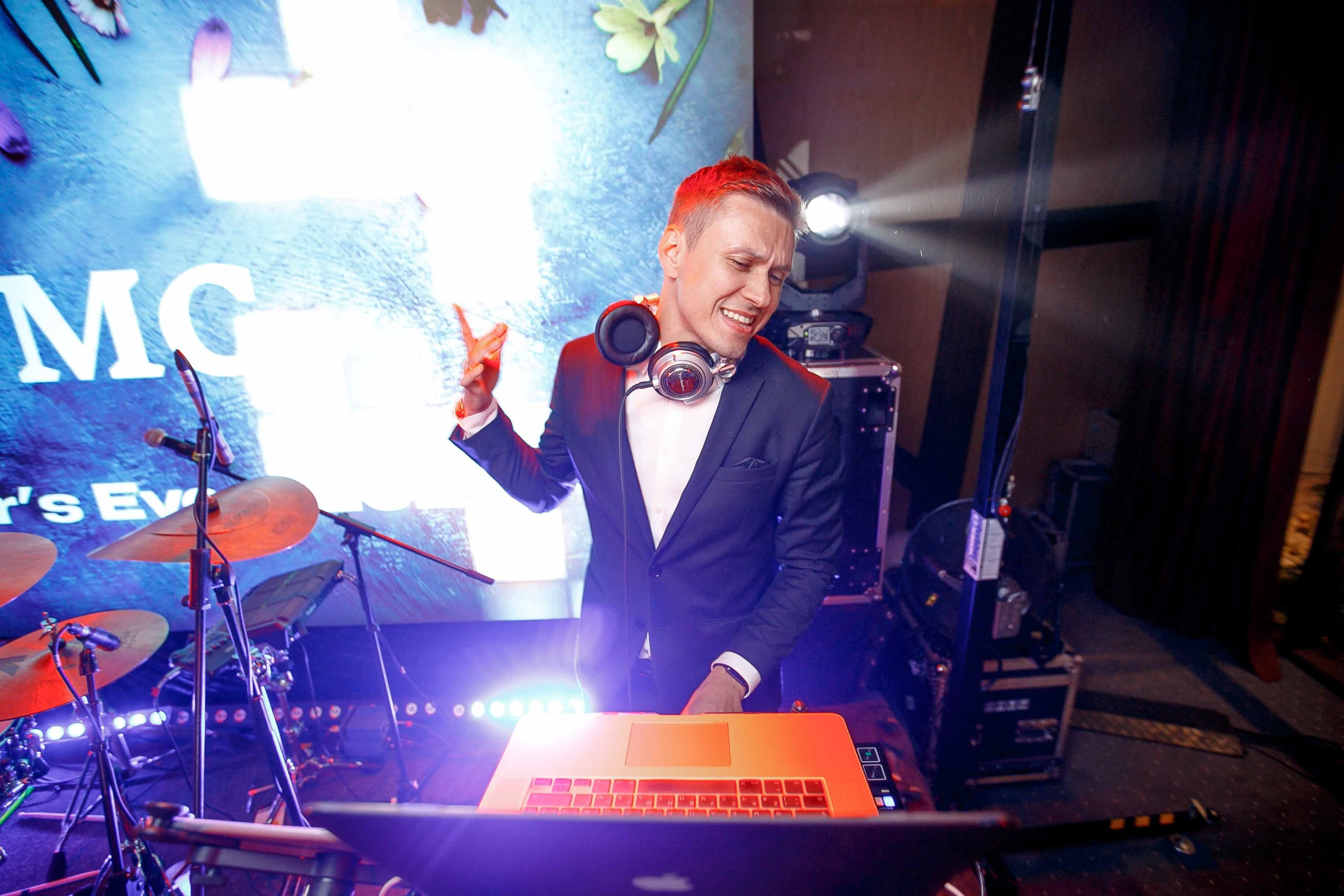 Банкет в «Азимуте». Ваш репортажный фотограф Артемий Антонов