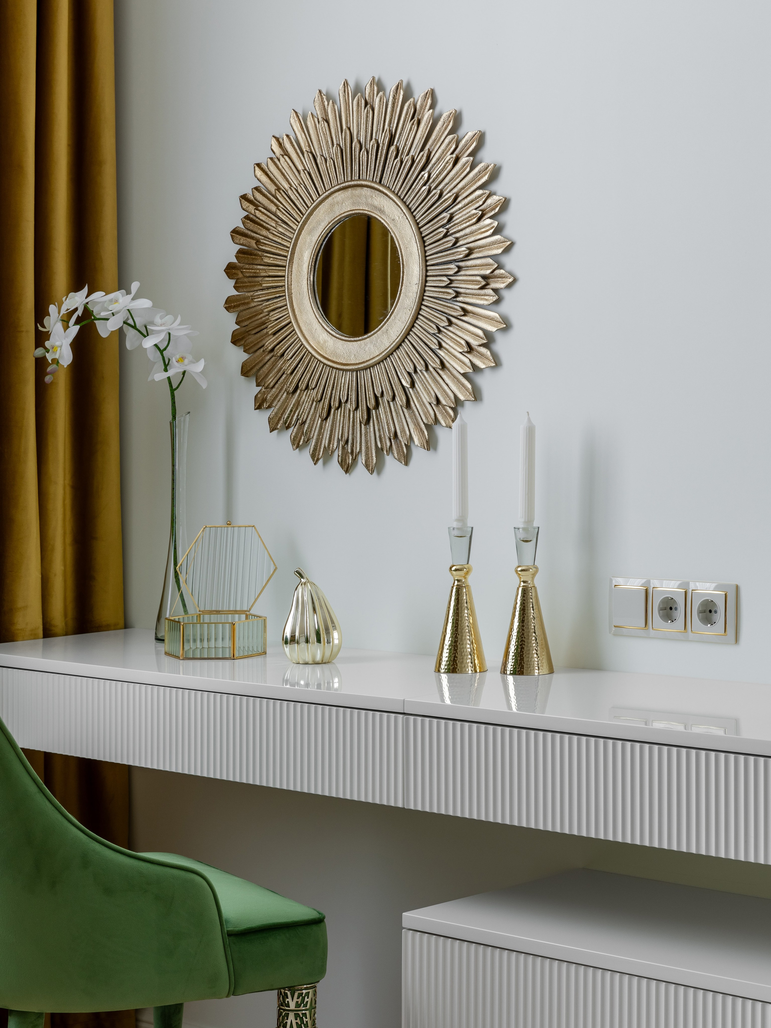 Дизайн проект Екатерины Бондаревой @atmosfera_sochi_studio_ Трехкомнатная квартира в ЖК "Фрукты". Интерьерный фотограф в Москве