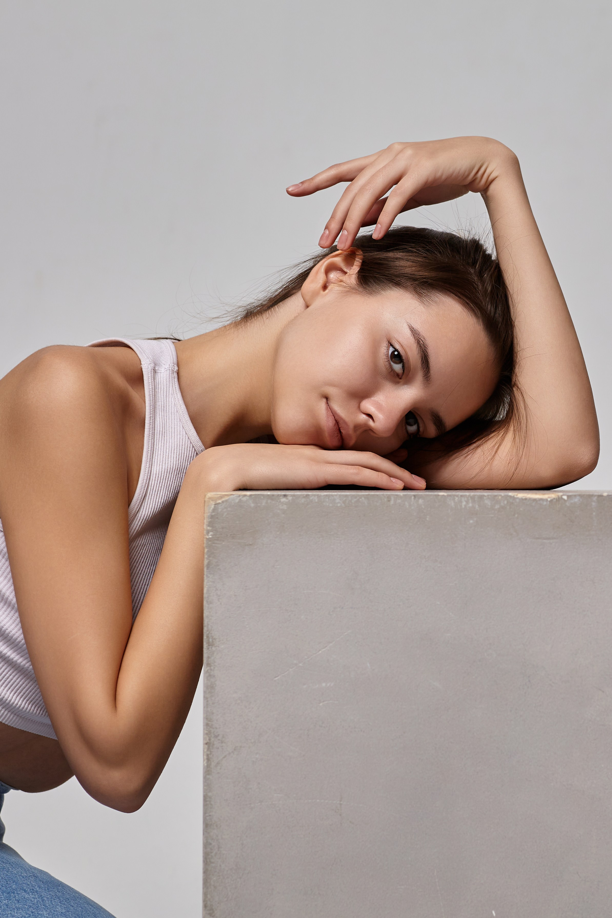 Женские модельные тесты: Откройте свой потенциал в мире моды. Портретный фотограф в Москве Виталий Пересветов