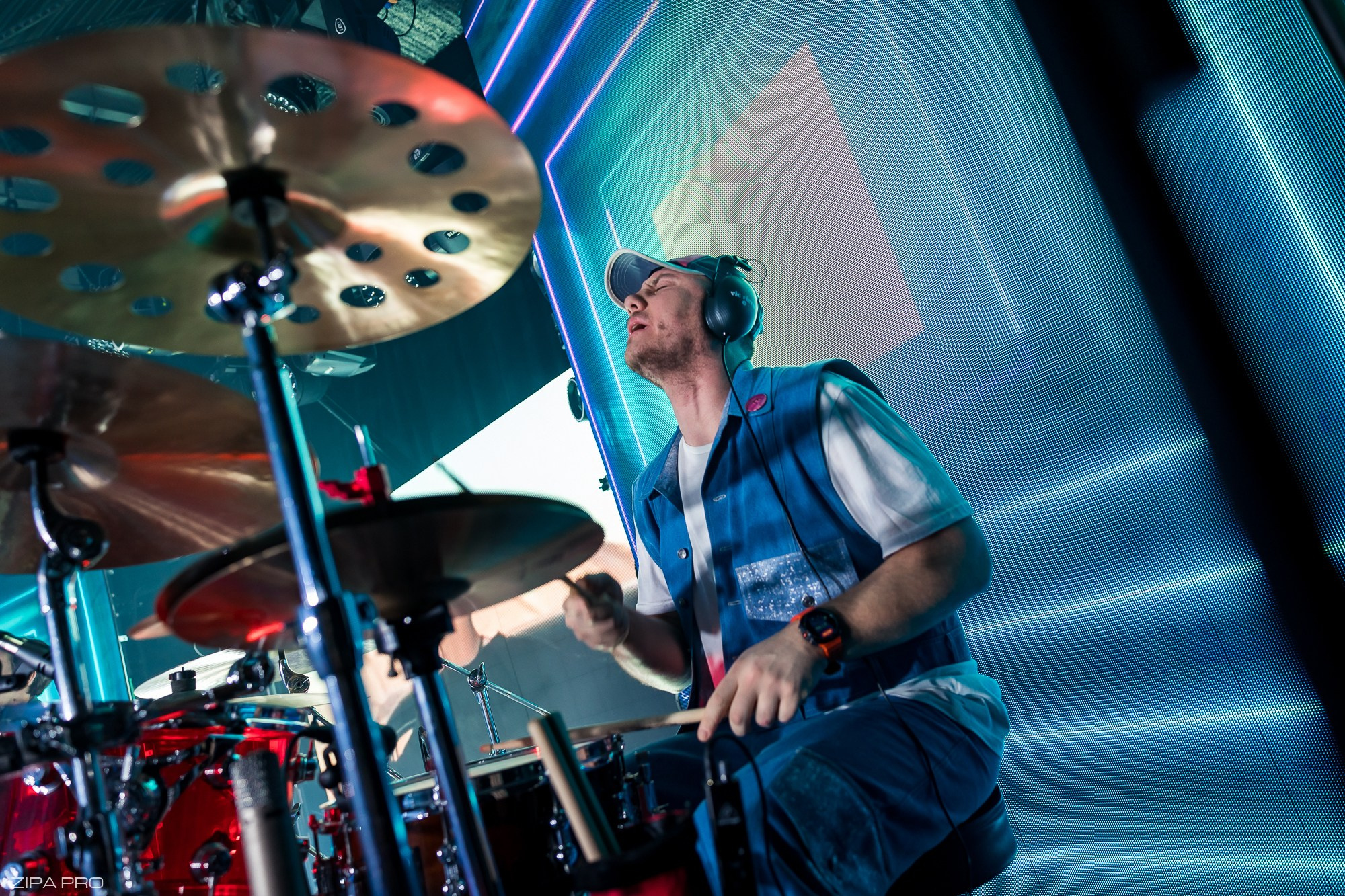 Сольный концерт кавер-группы «Балбесы». Фотограф Zipa Pro