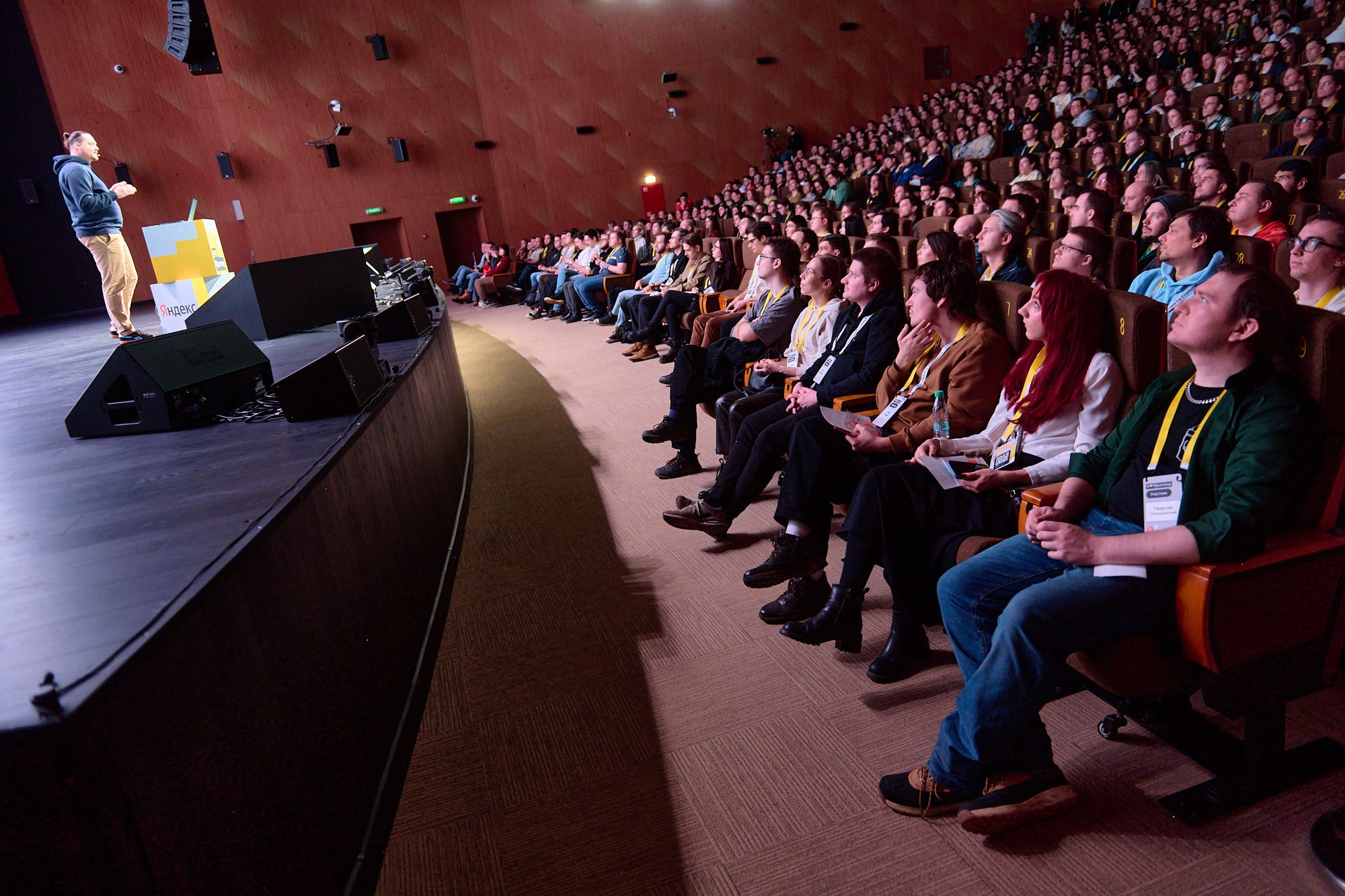 Яндекс Frontend. Репортажный фотограф в Москве Вадим Францев