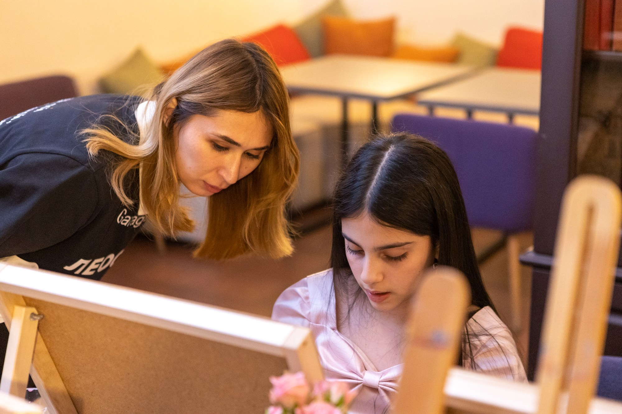 День Рождения Софьи и Лизы в ресторане «Ностальгия». Фотограф в Оренбурге. Профессиональный фотограф