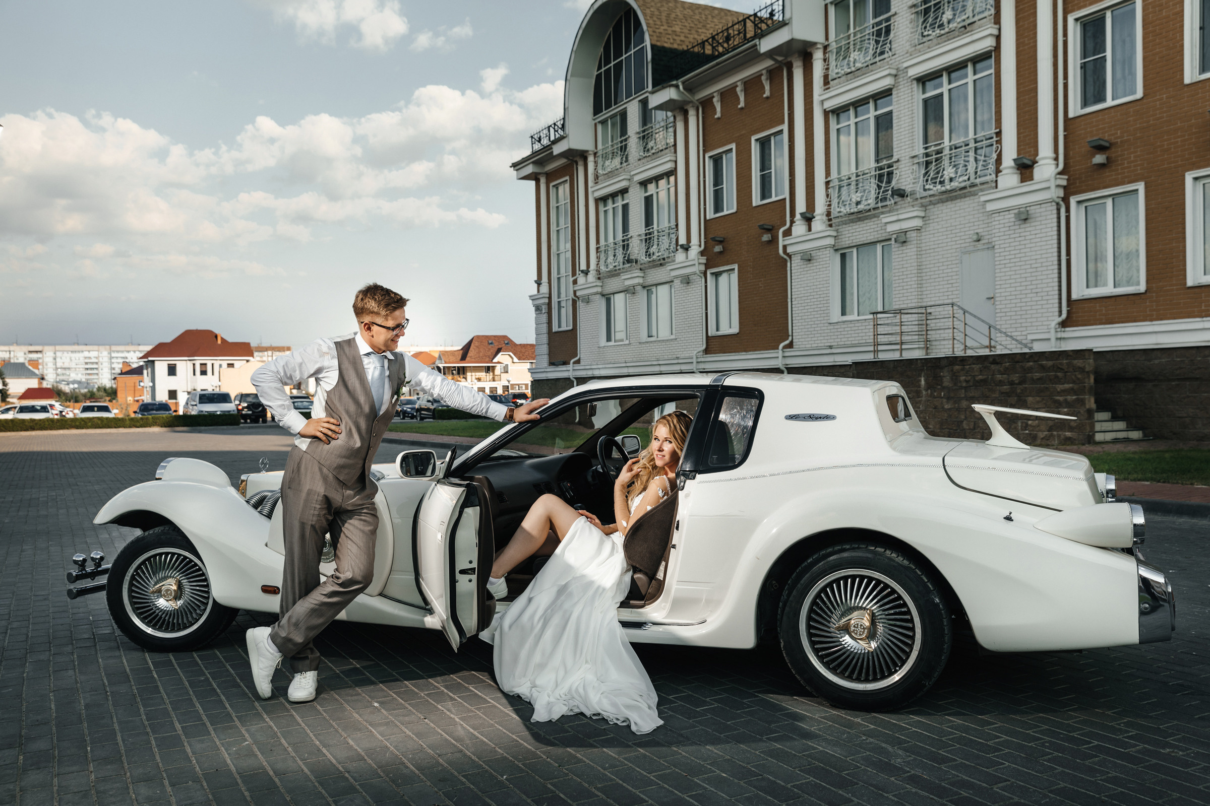 История написанная в книге. Свадебный фотограф в Ульяновске Алексей Китов