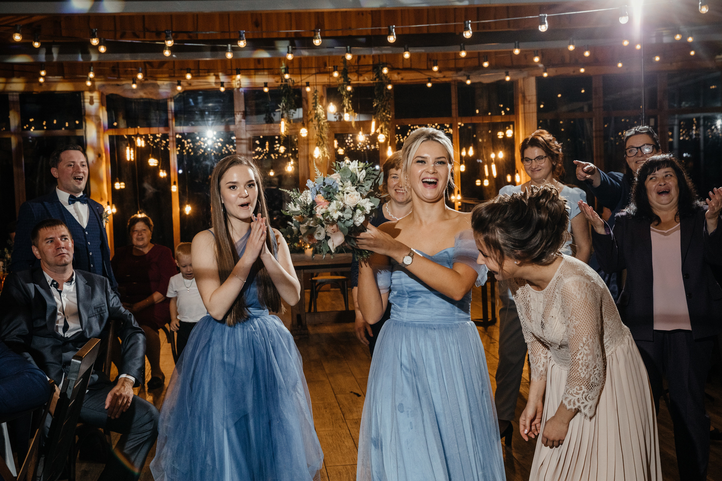 В сентябре тоже бывает жарко. Свадебный фотограф в Ульяновске Алексей Китов