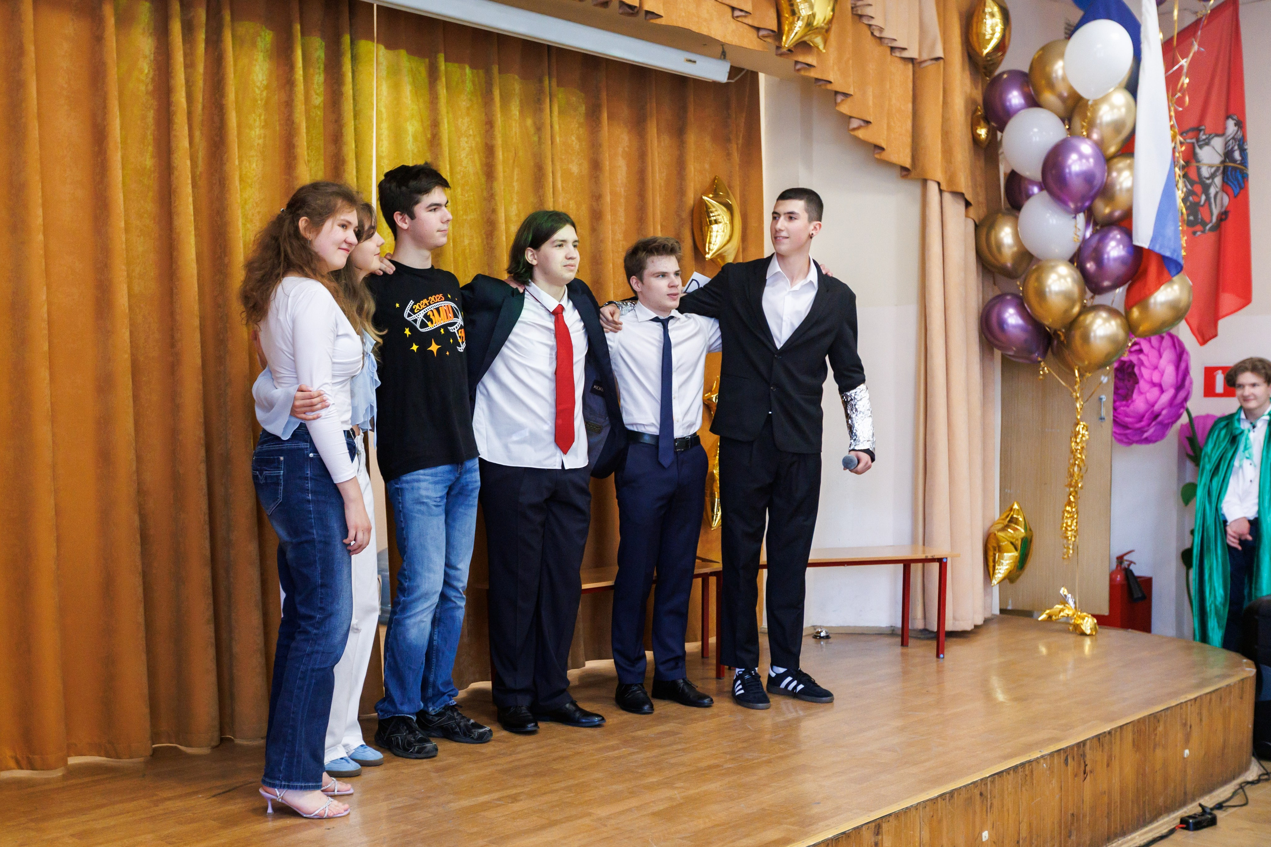 11 класс / Последний звонок / МехМат / г. Москва. Детский и семейный фотограф Мария Киселёва. Москва