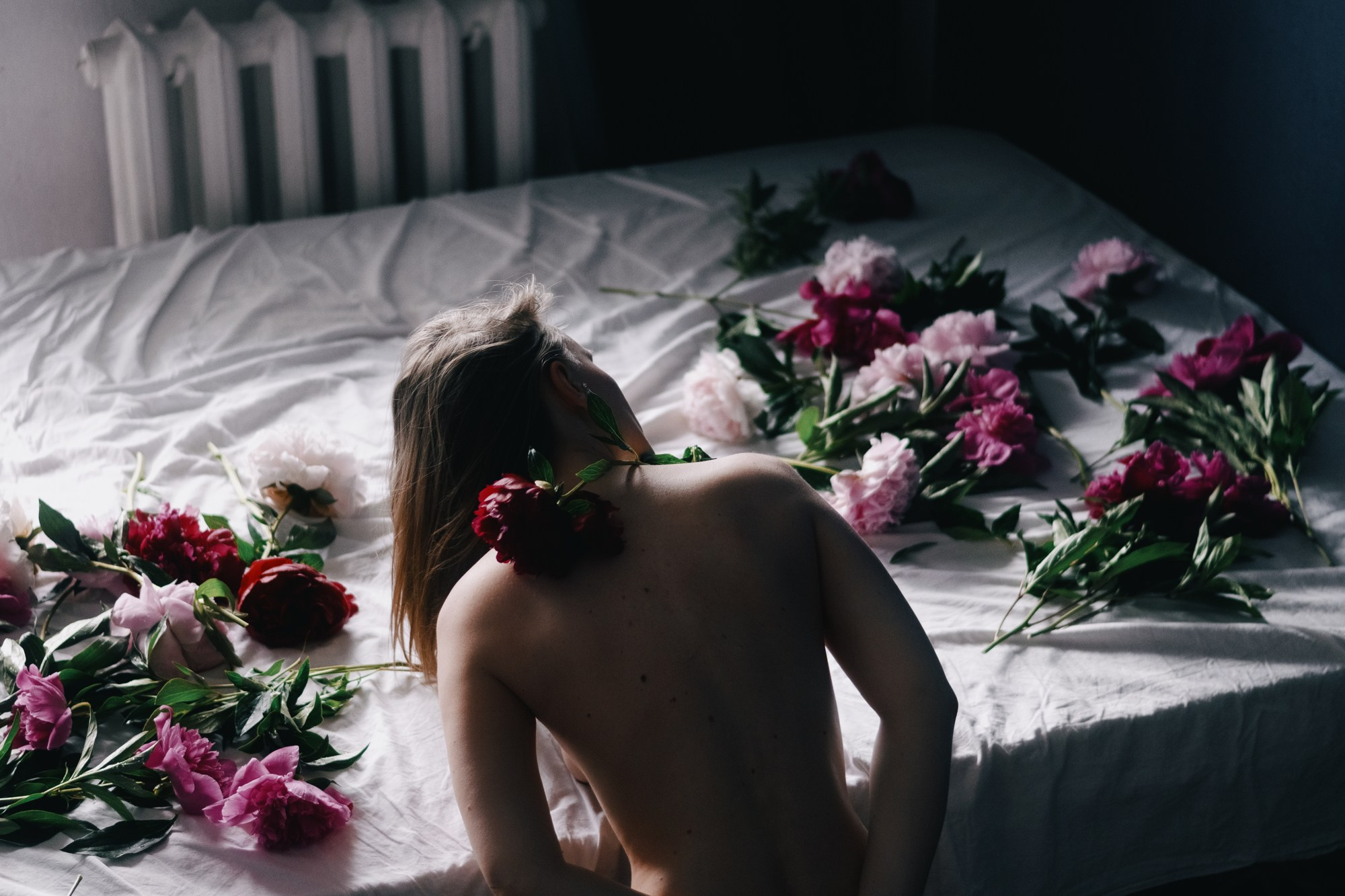 Фотограф ню Тюмень: художественная фотосессия эстетика тела, будуар