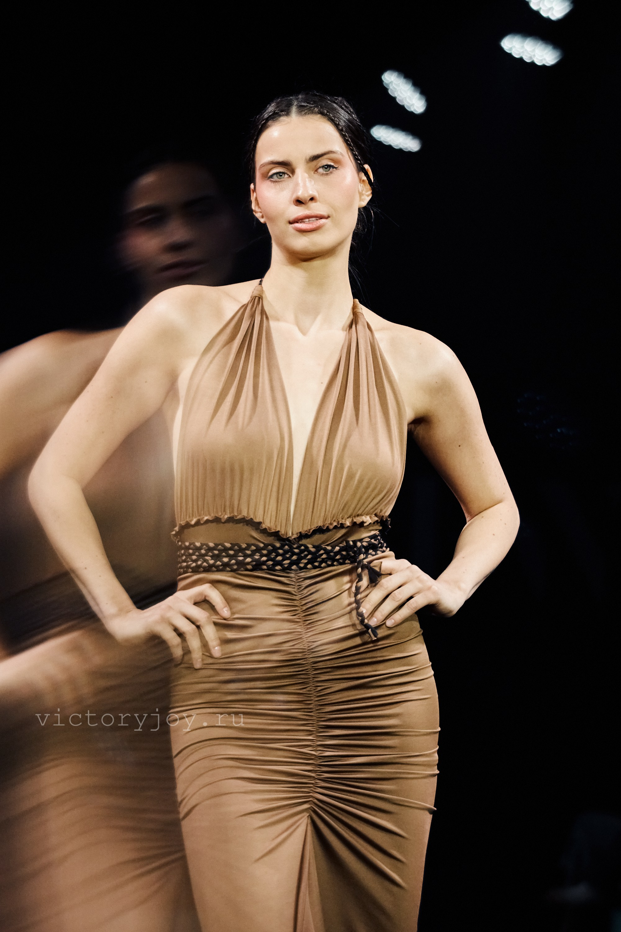 Sochi Fashion Week май 2026. Профессиональный фотограф в Сочи Виктория Джой. Обучение