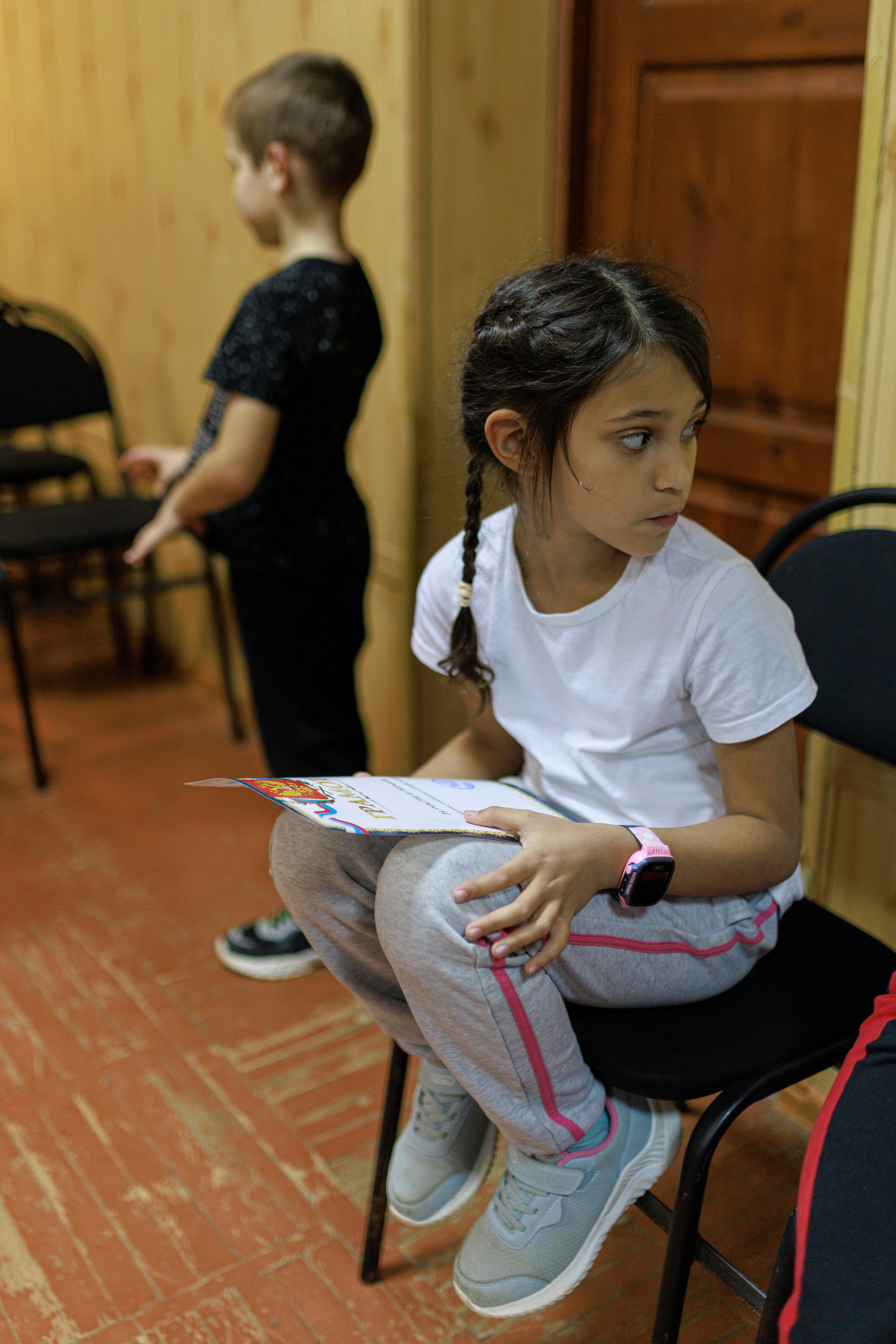 Репортажная сьёмка игры в шахматы в детском доме. Семейный и детский фотограф в Рязани Васюгова Мария