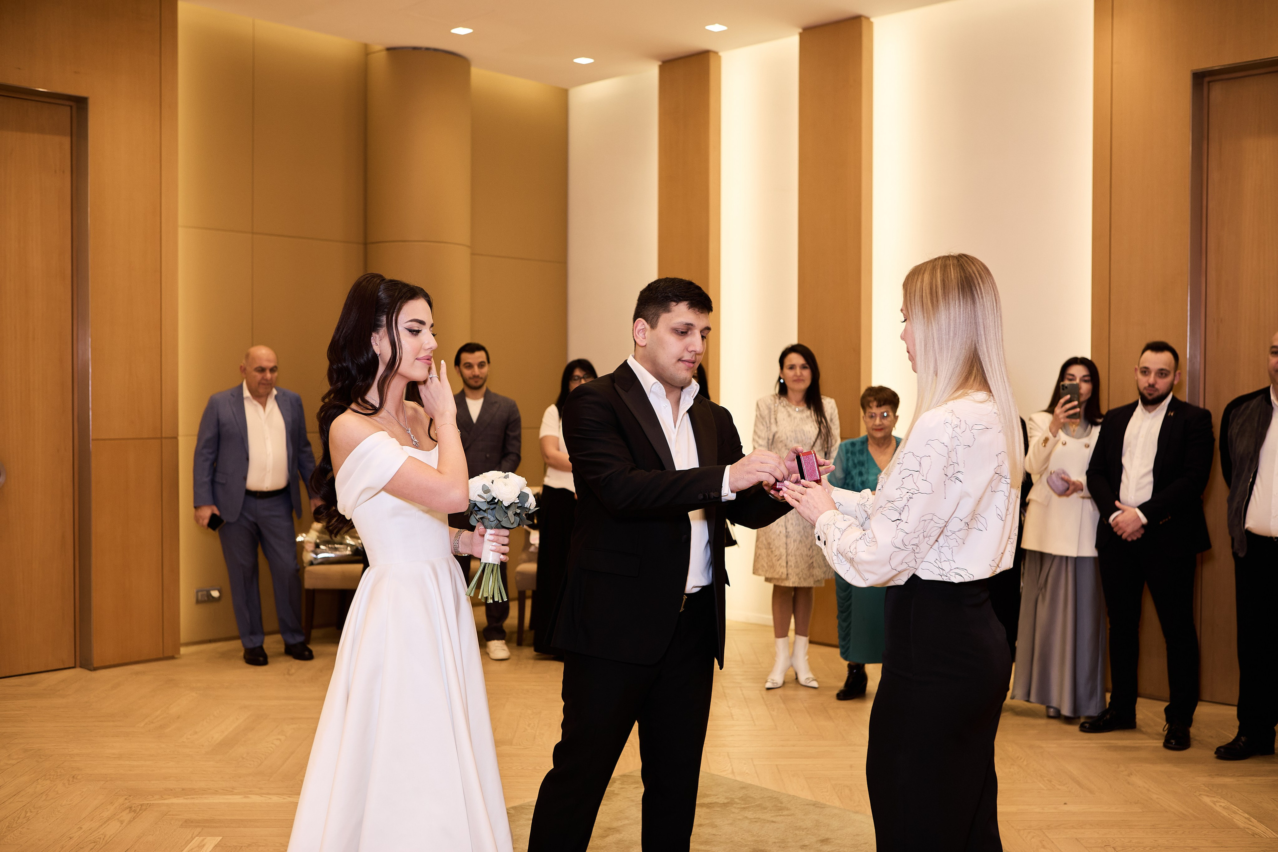 Свадебная прогулка и регистрация Арсена и Марии в Барвихе. Репортажный Фотограф Москва Дарья Лунева