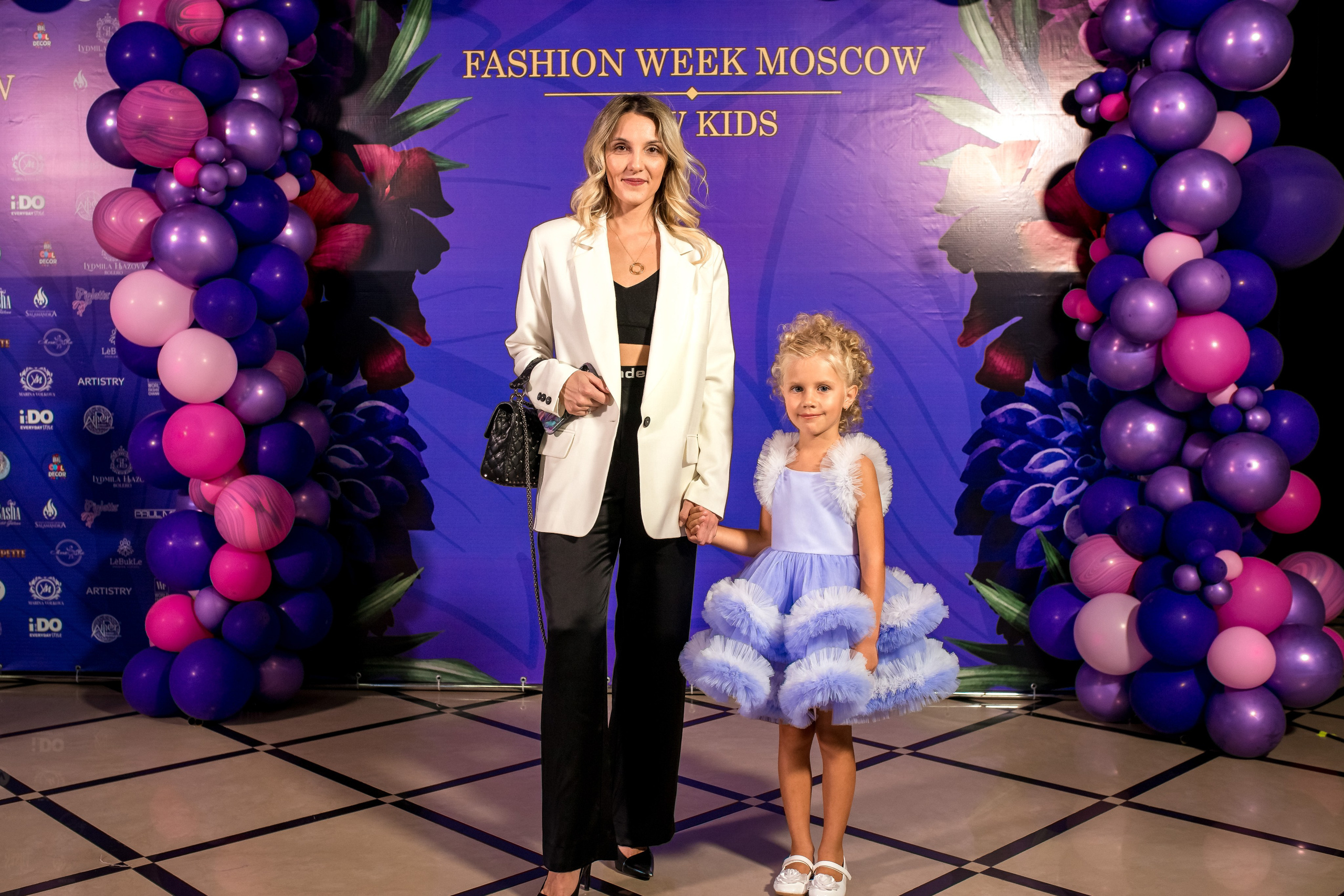 Показ Итальянской моды в России весна 2022. Женский фотограф Крещение Венчание Москва Брянск