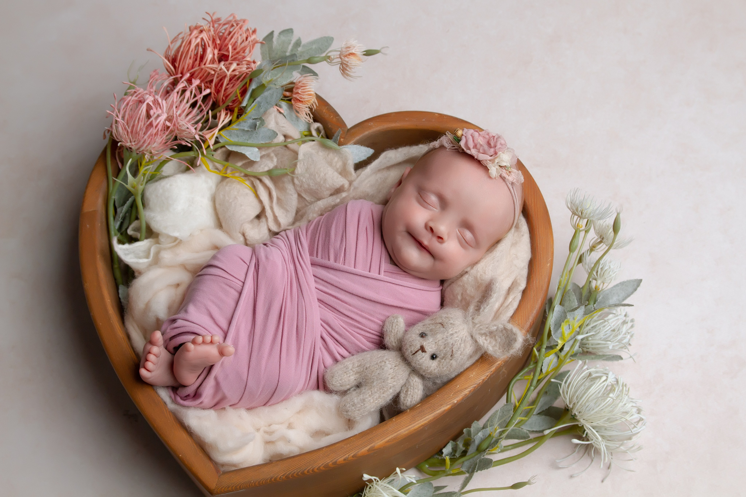 Портфолио. Самая первая фотосессия малыша! Профессиональная съемка новорожденных Newborn в Москве и МО!