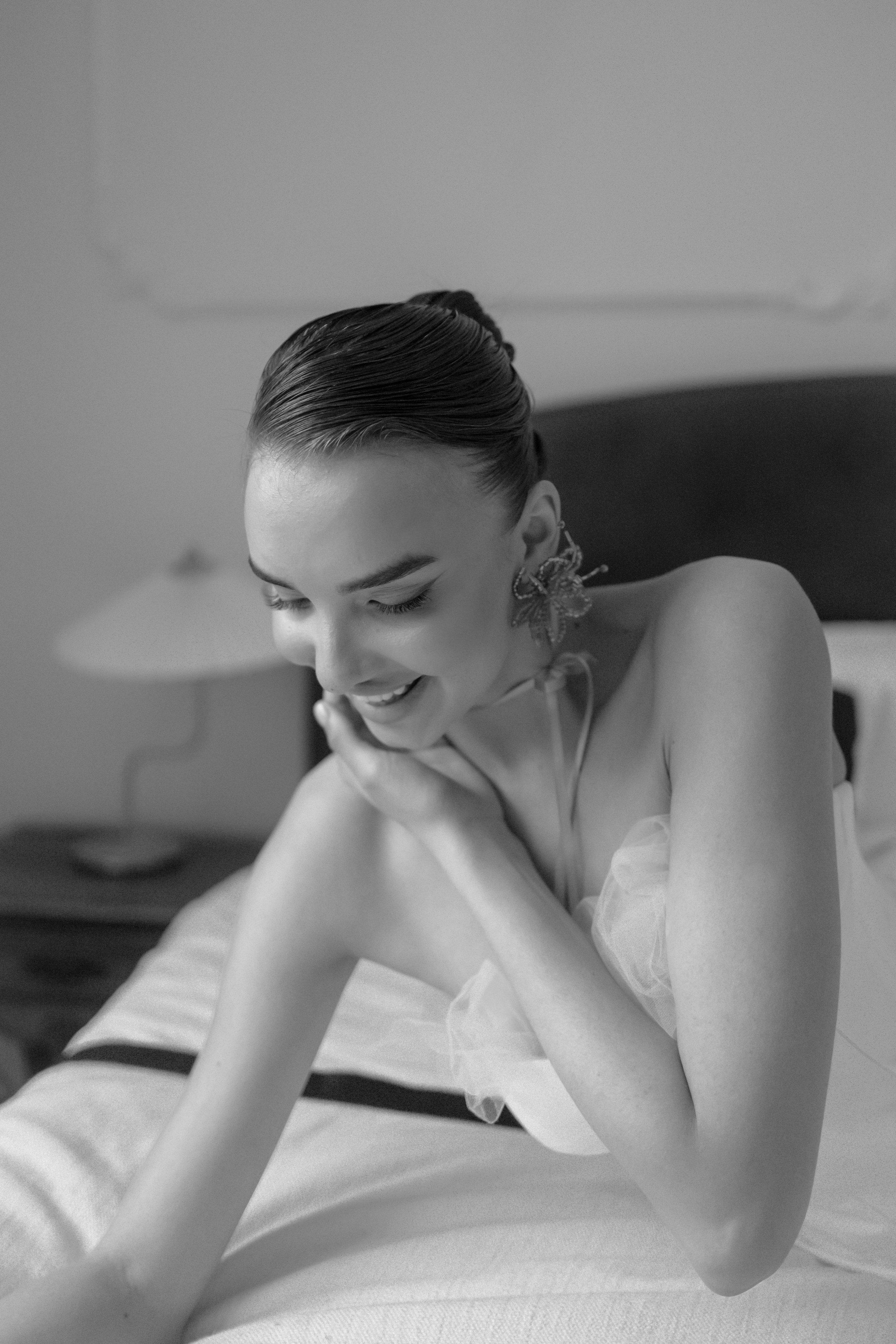 Сборы в апартаментах Тимофей & Наталья. Фотограф Москва|Комиссарова Наталья