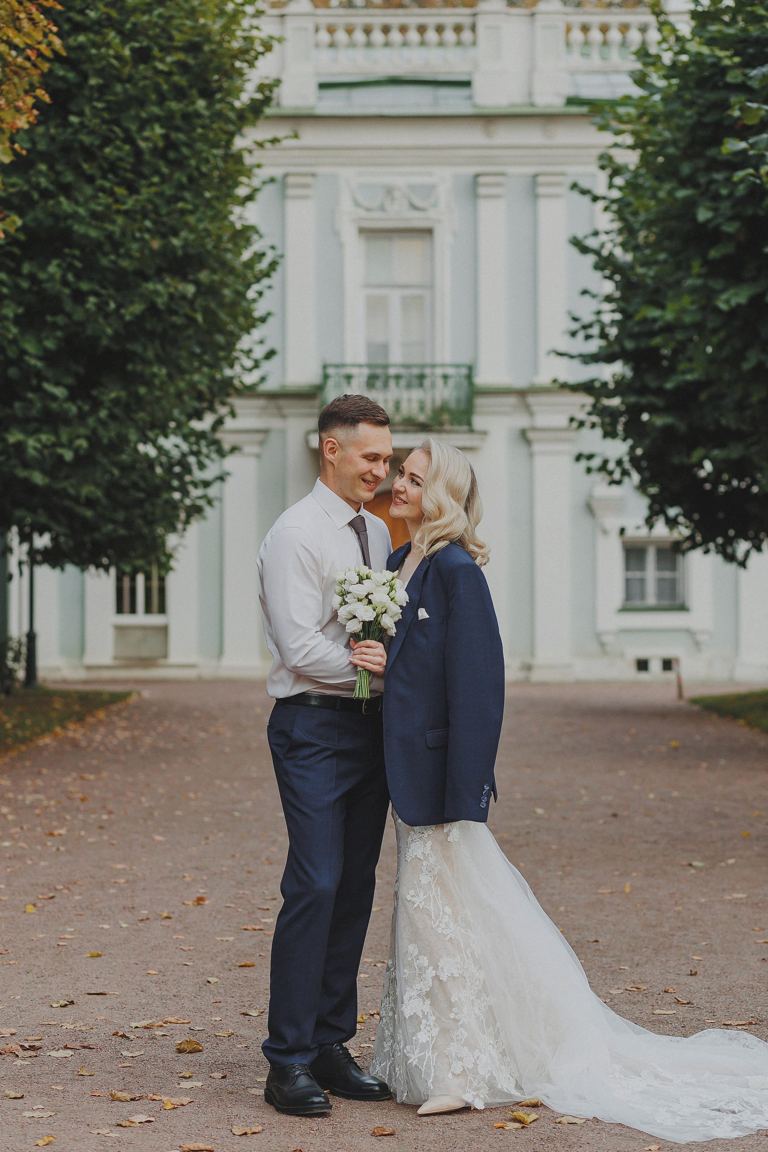 Свадебная фотосессия в Таганском ЗАГСе и Кусково. Фотограф в Москве и Люберцах Анна Ушакова