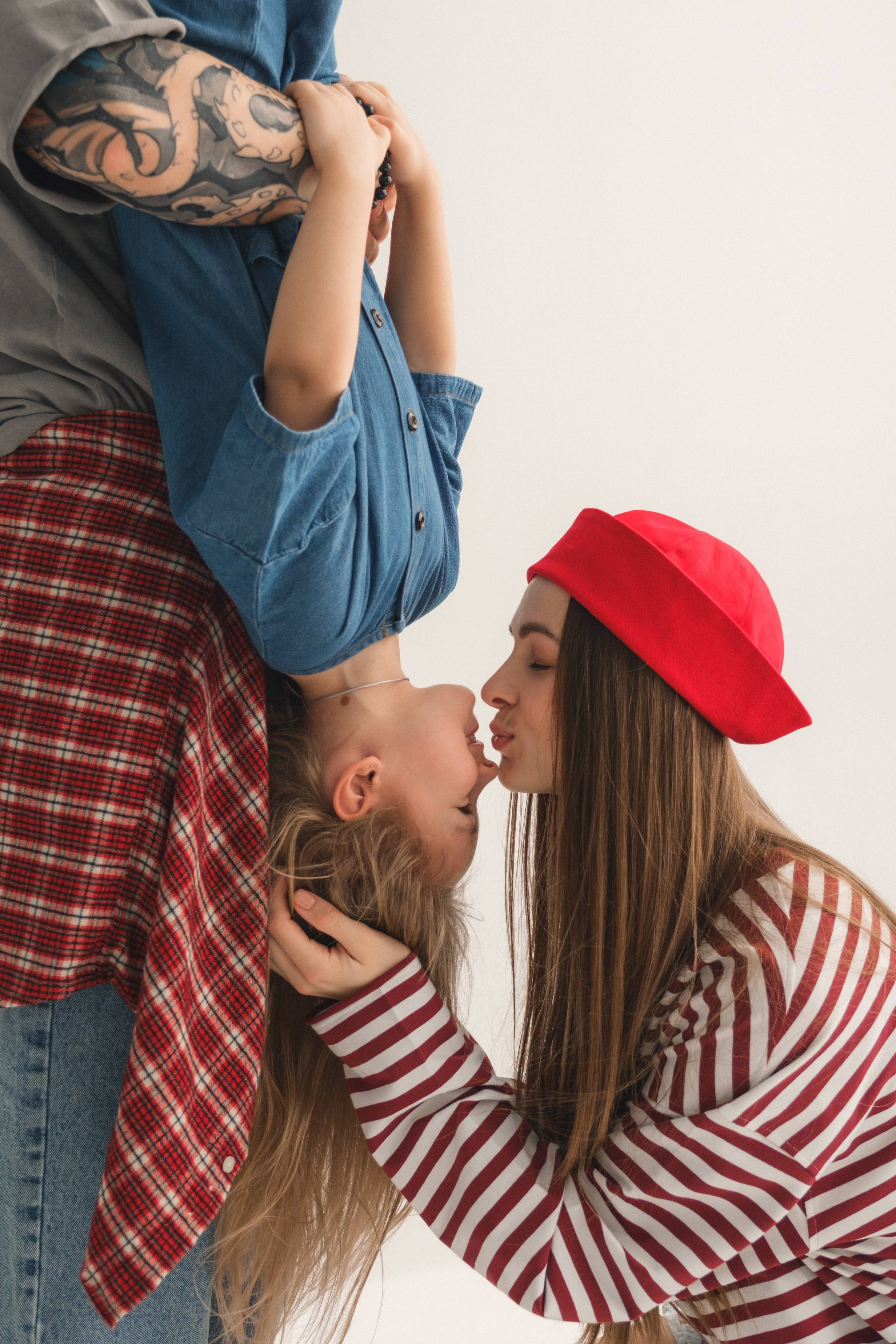 Артем, Ксюша и Ульяна. Свадебный и семейный фотограф в Волгограде