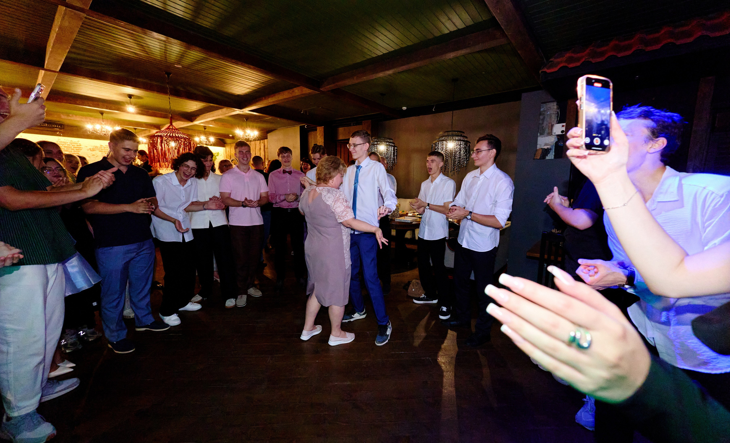 Выпускной 35 Сош. Фотограф Выпускные альбомы Таганрог Сергей Коробченко