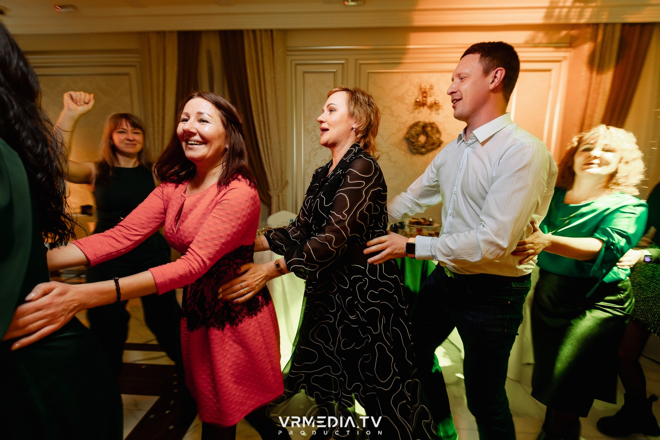 Новогодний вечер в ресторане «Лазурный Берег»