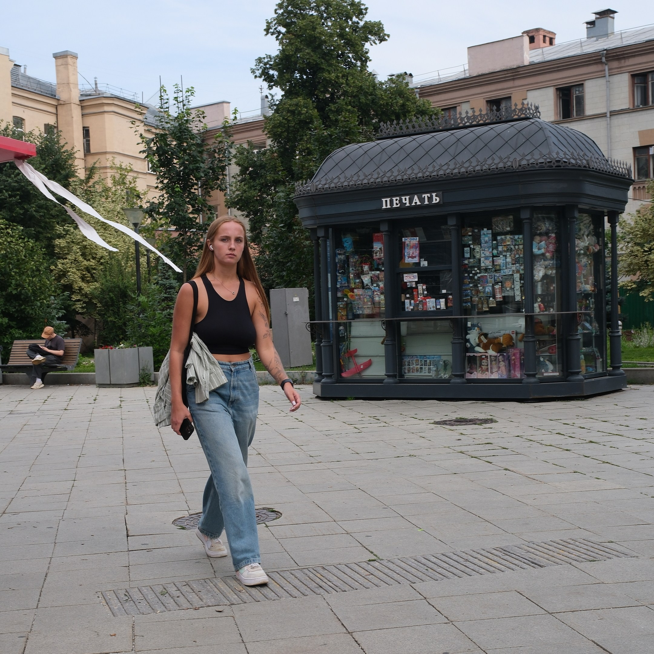 Улица, люди, жизнь…