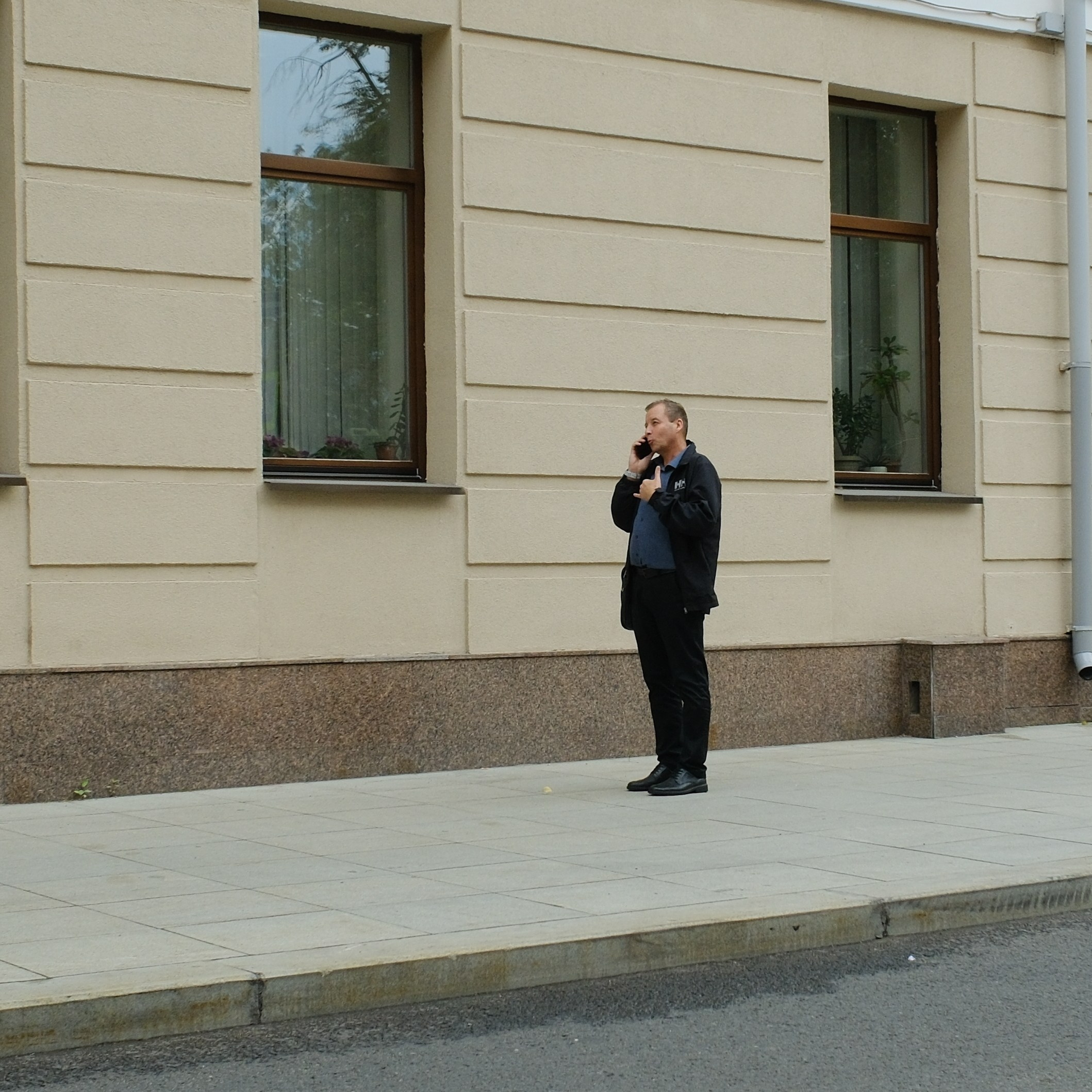 Улица, люди, жизнь…
