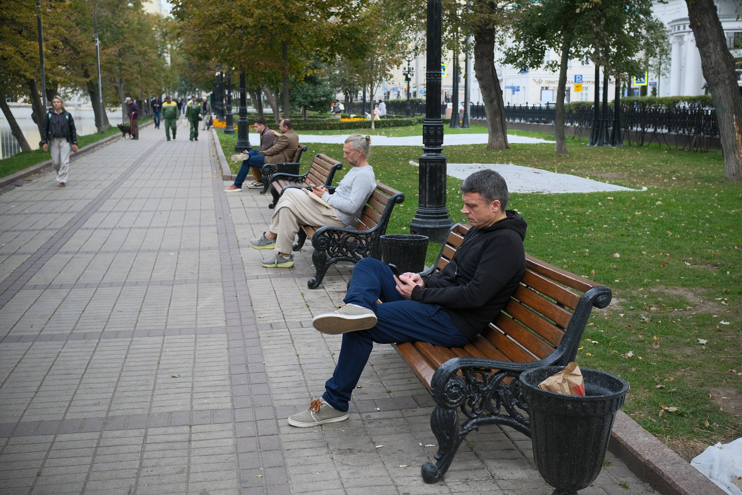 Улица, люди, жизнь…