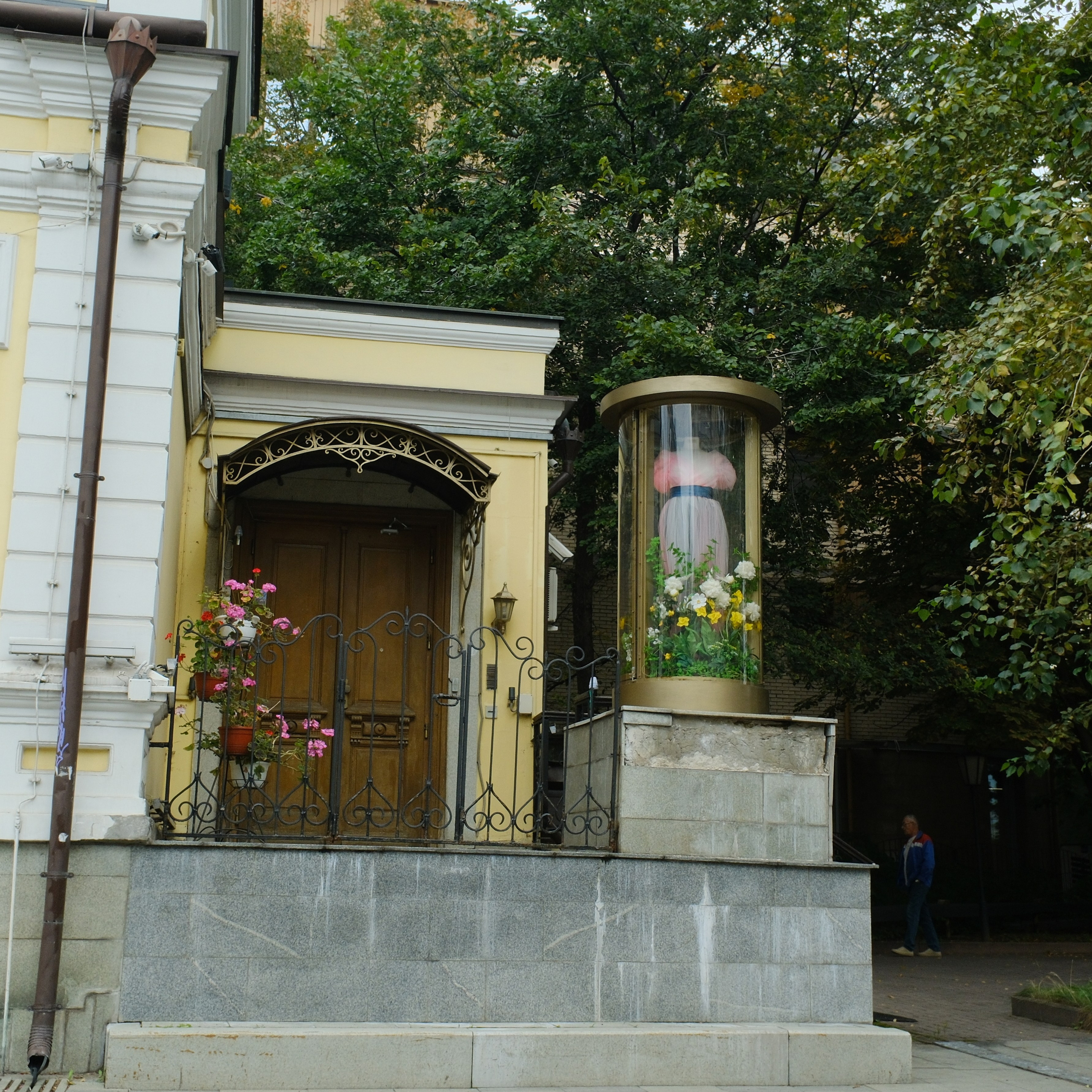 Улица, люди, жизнь…