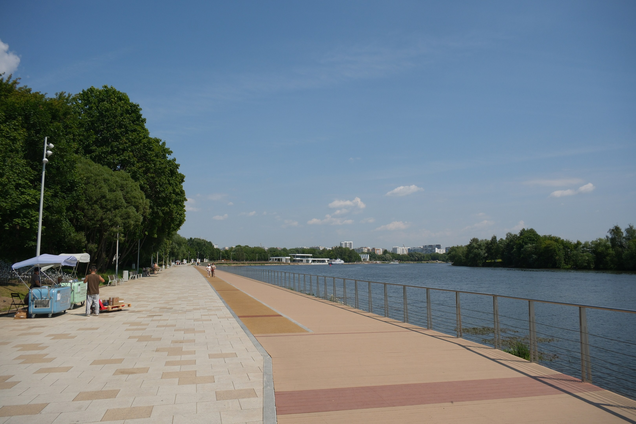 В Коломенском 07.07.2025. Улица, люди, жизнь…