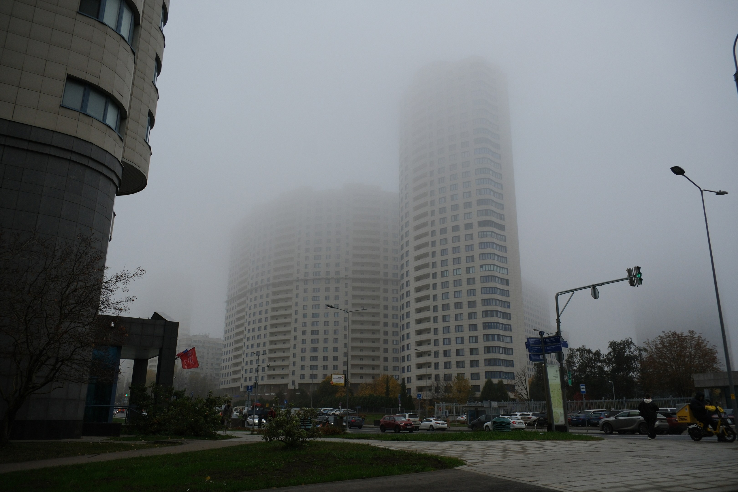 Улица, люди, жизнь…