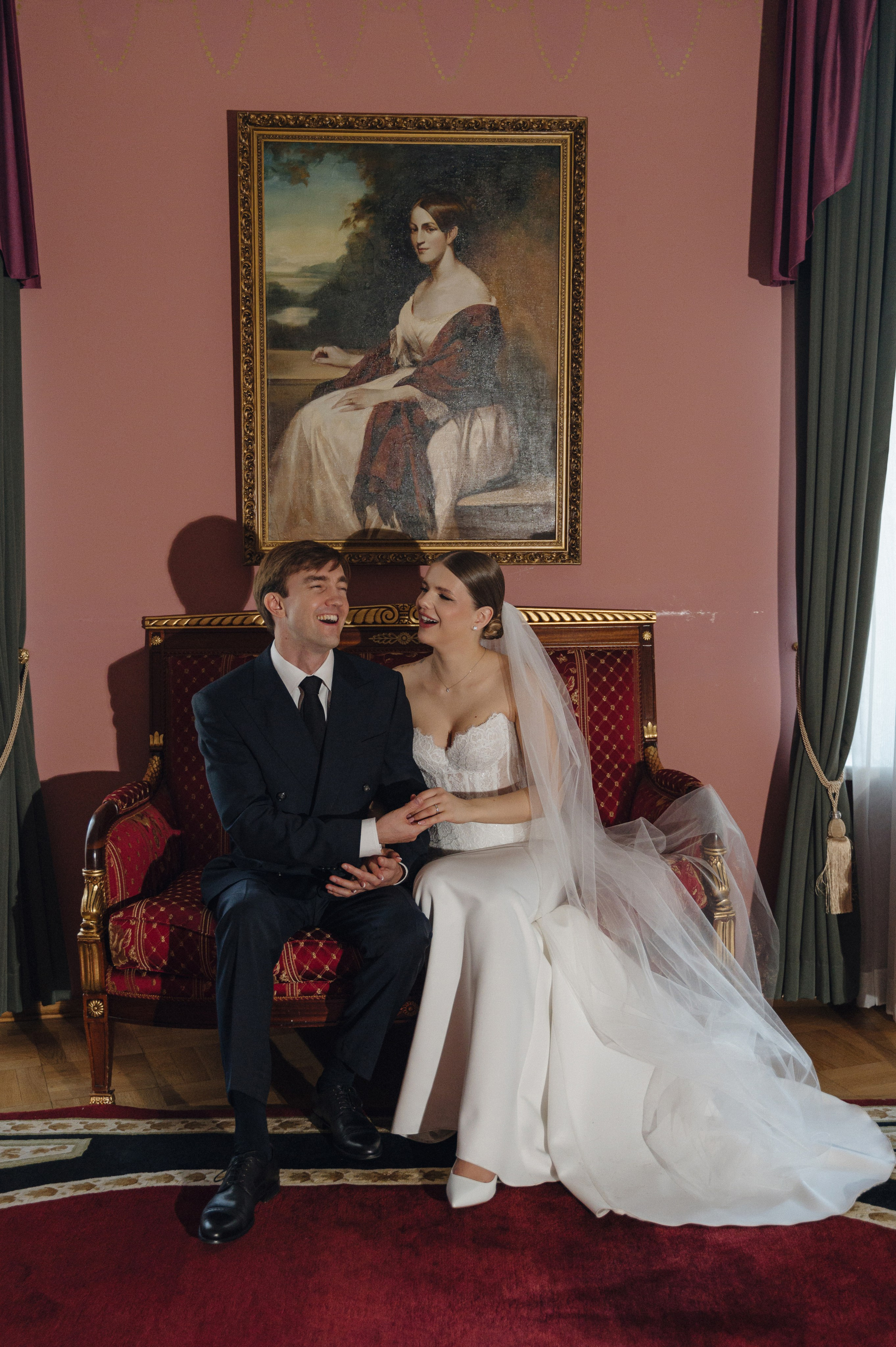 Дмитрий и Луиза. Гостиница Националь и ресторан Белуга. Свадебный фотограф Москва и Санкт-Петербург. Анастасия Чудина