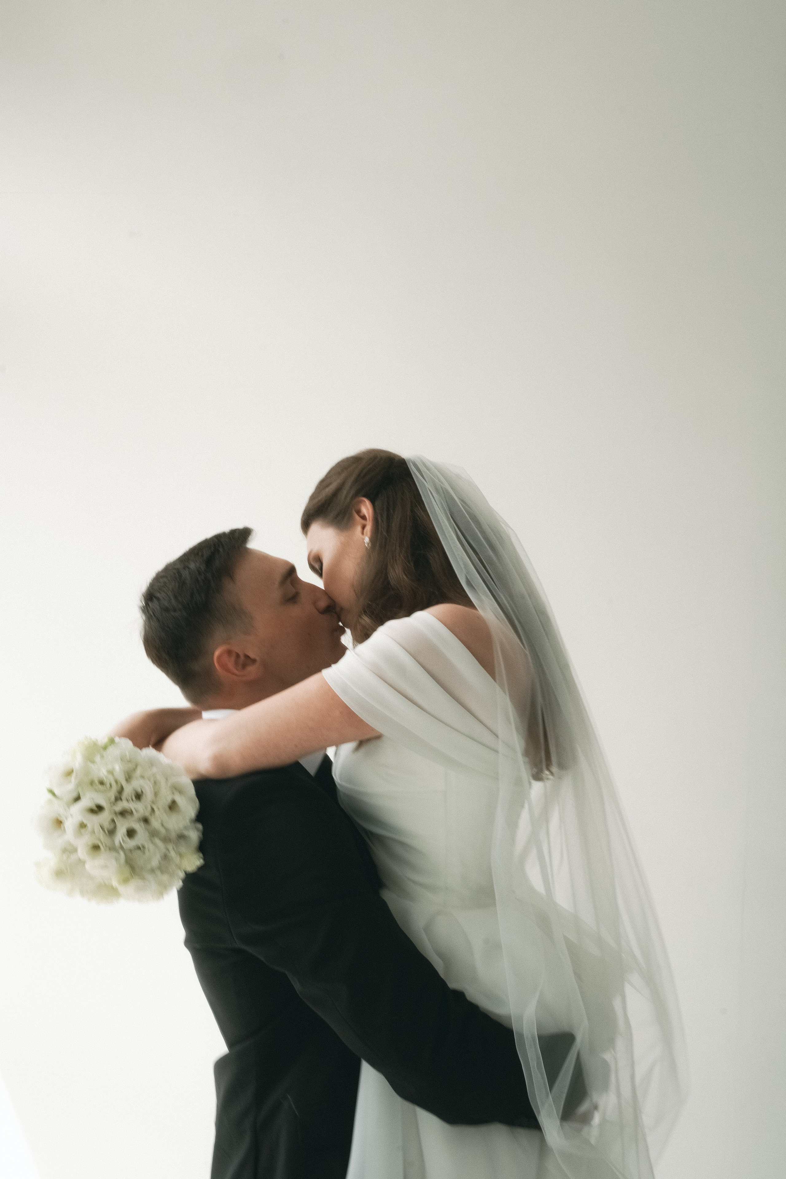 Свадебная история в студии. Свадебный и семейный фотограф Афанасьева Анна в Кисловодске