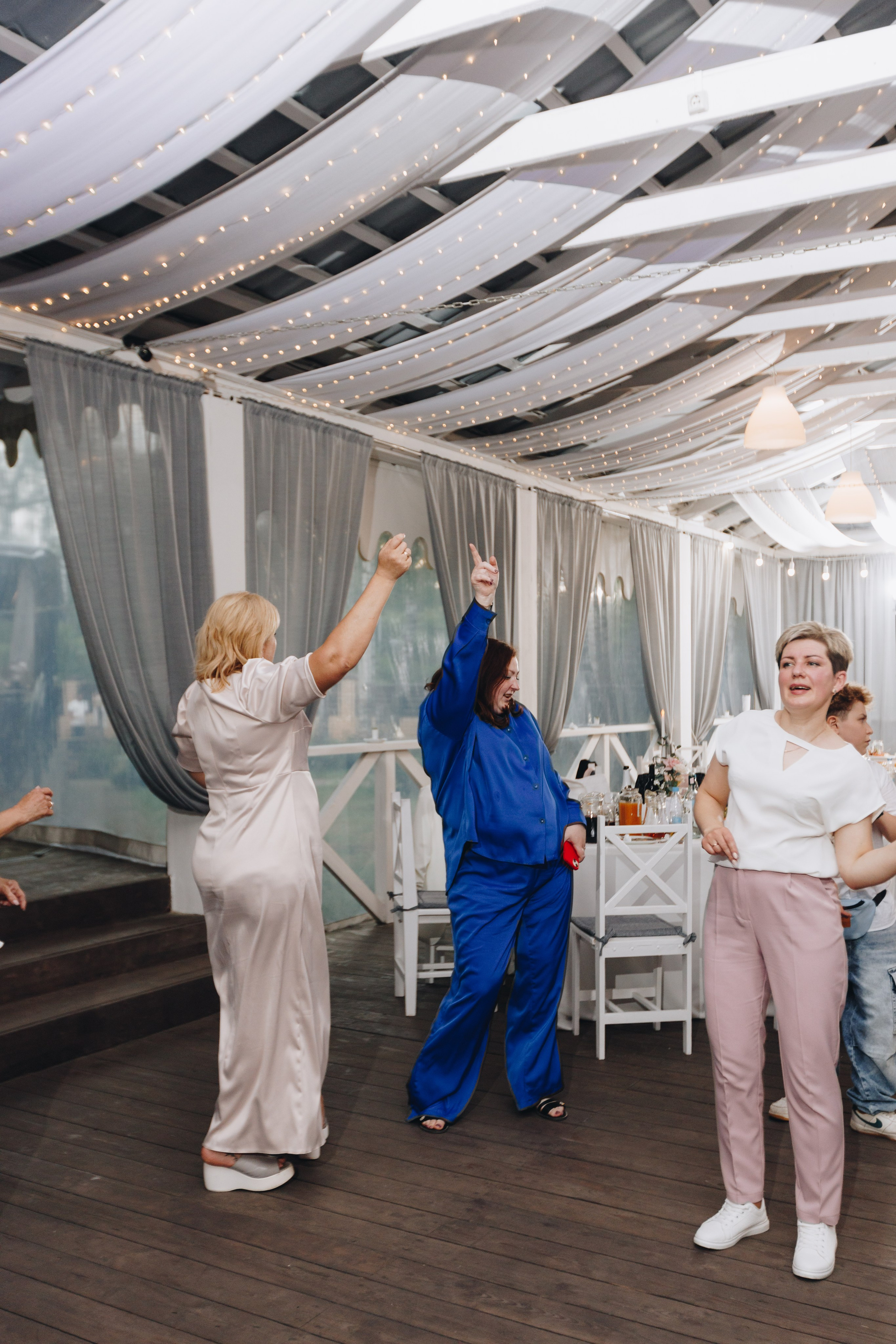 В+В. Свадебный семейный фотограф и видеограф Гомель Минск Беларусь Европа