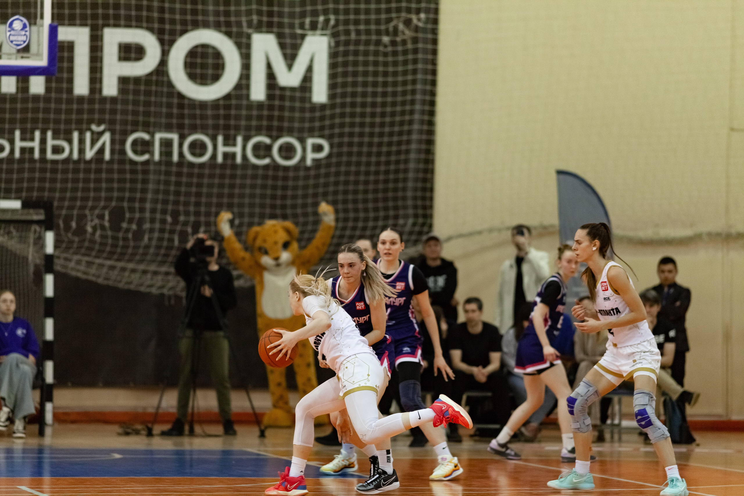 ЧГУ-Атланта — Металлург. Фотография