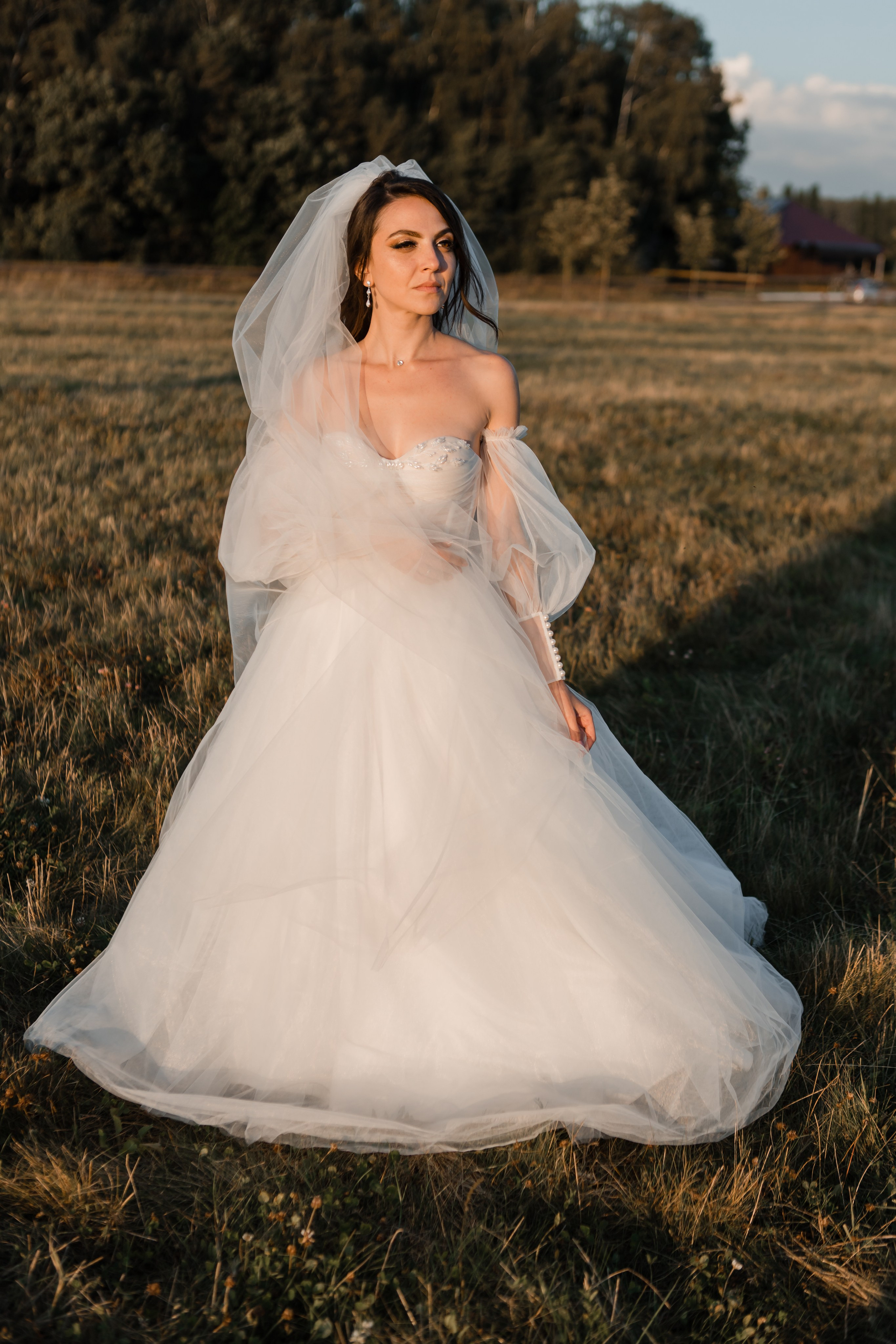 Свадебная фотосессия Сергея и Татьяны. Наша свадебная сказка. Видеосъемка и фотосъемка свадеб. Фотограф и оператор на свадьбу. Видеосъемка подкастов, собственная видео-фотостудии. Предметная фотосъемка