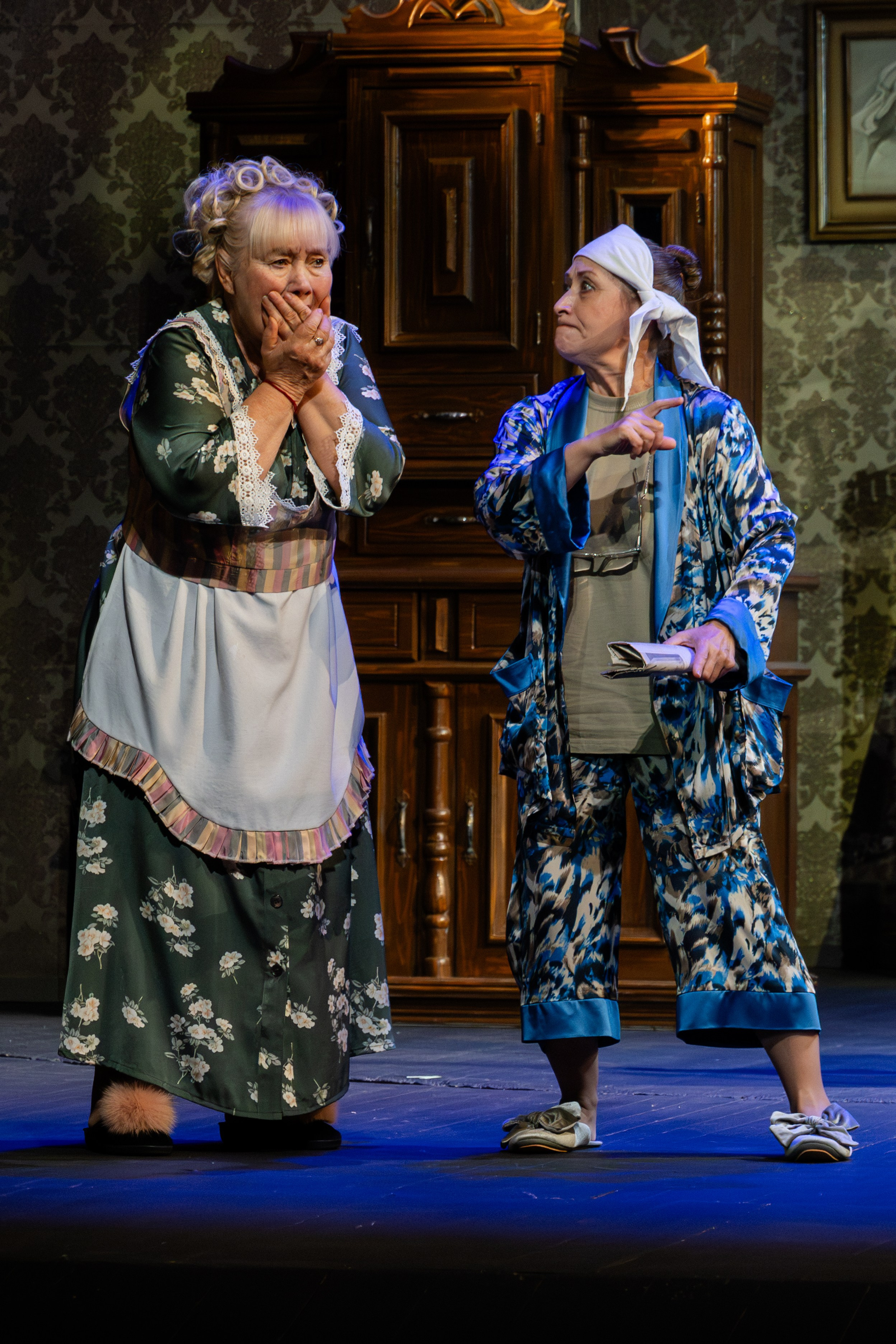 Театр Юного Зрителя «Отчаянные Тетки». Фотограф Марк Файзулин