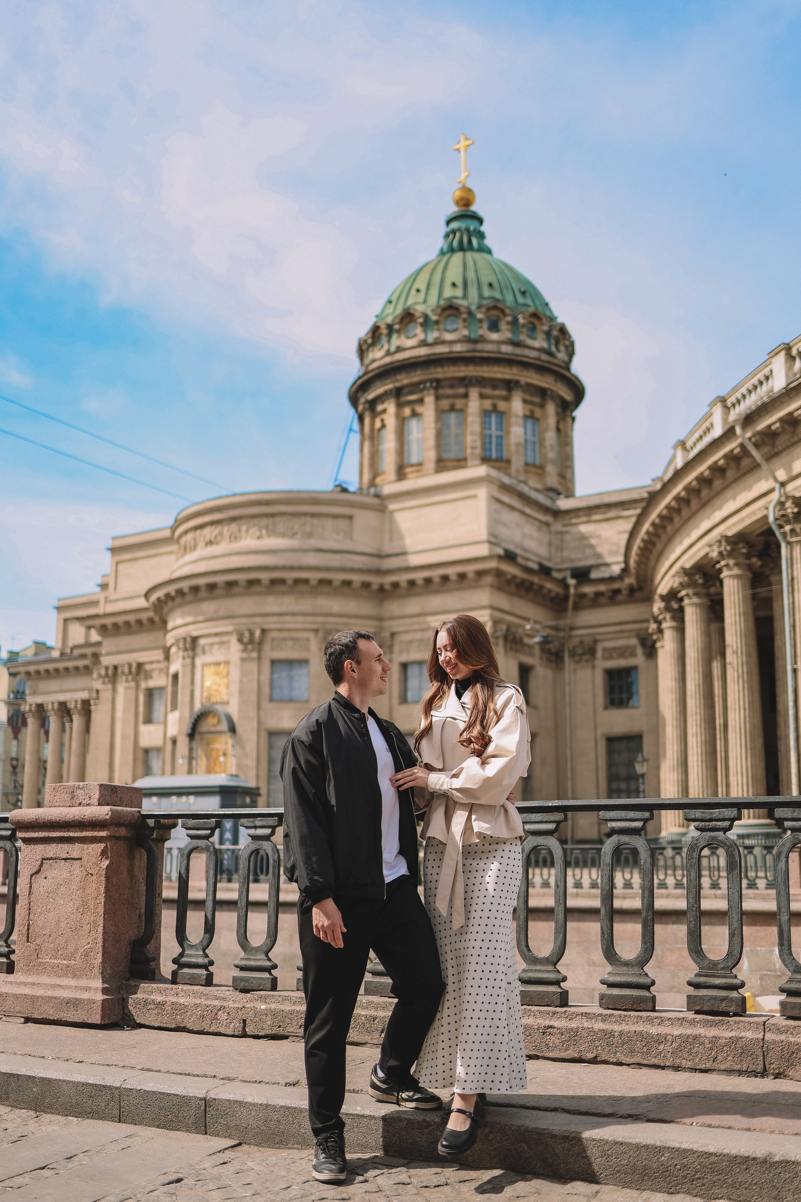 Красивая фотосессия у Казанского собора в Санкт-Петербурге
