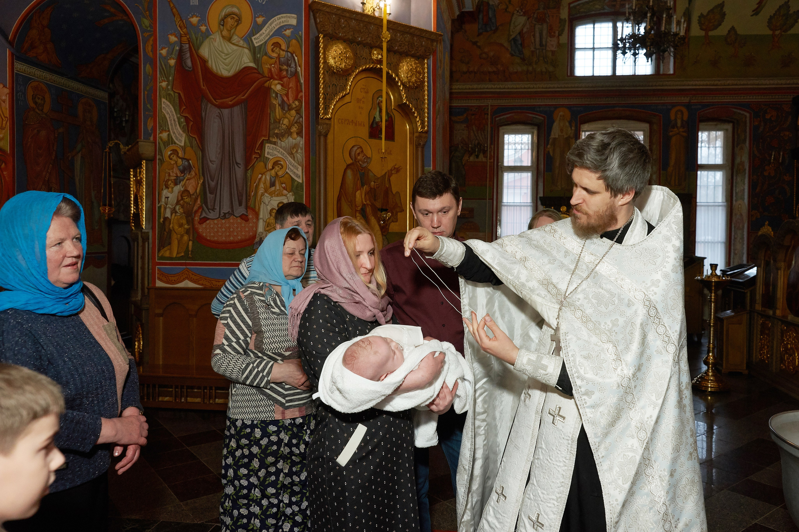 крещение в церкви 