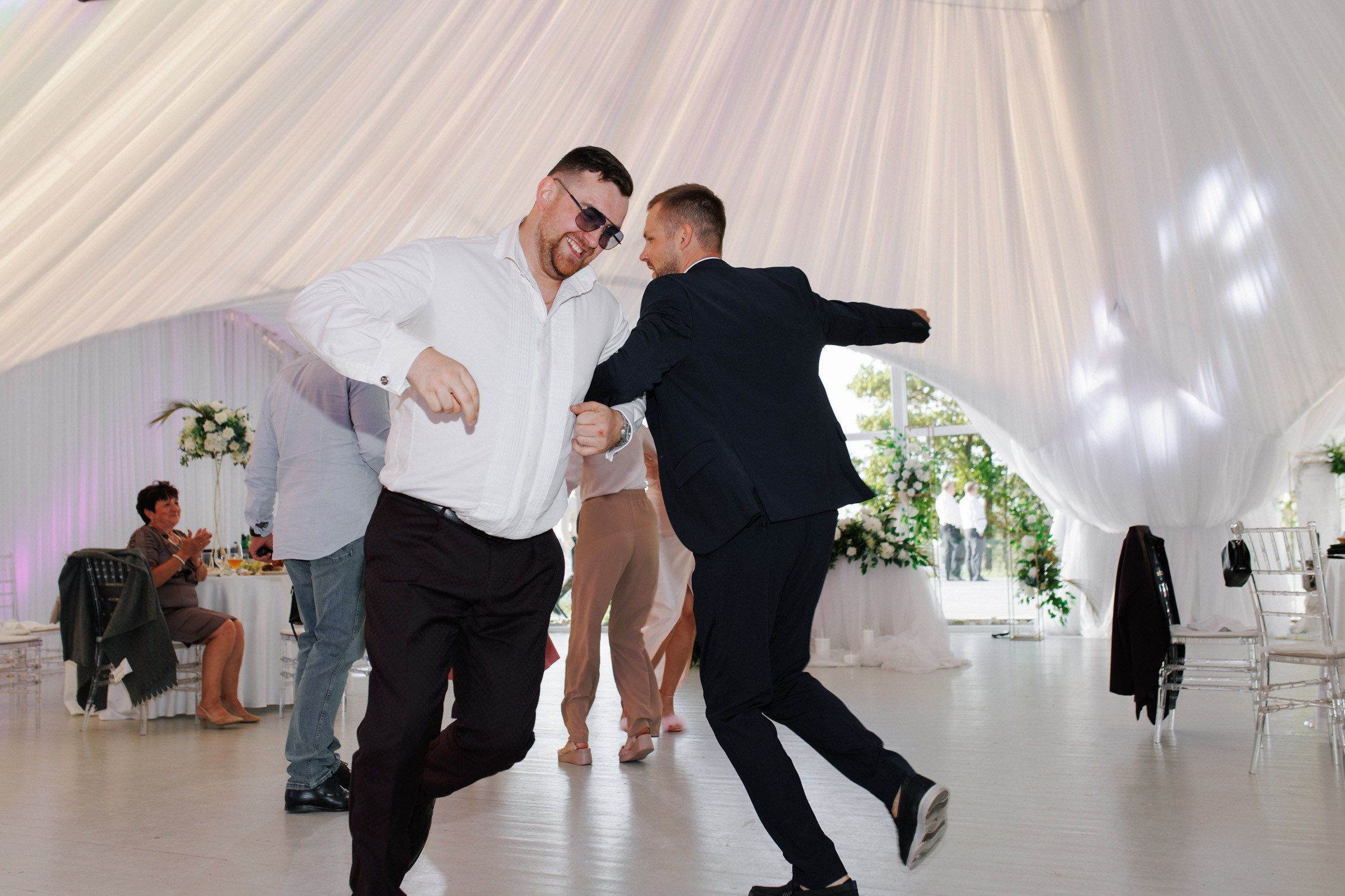 Свадебная фотосессия на финском заливе. Свадебный фотограф СПБ